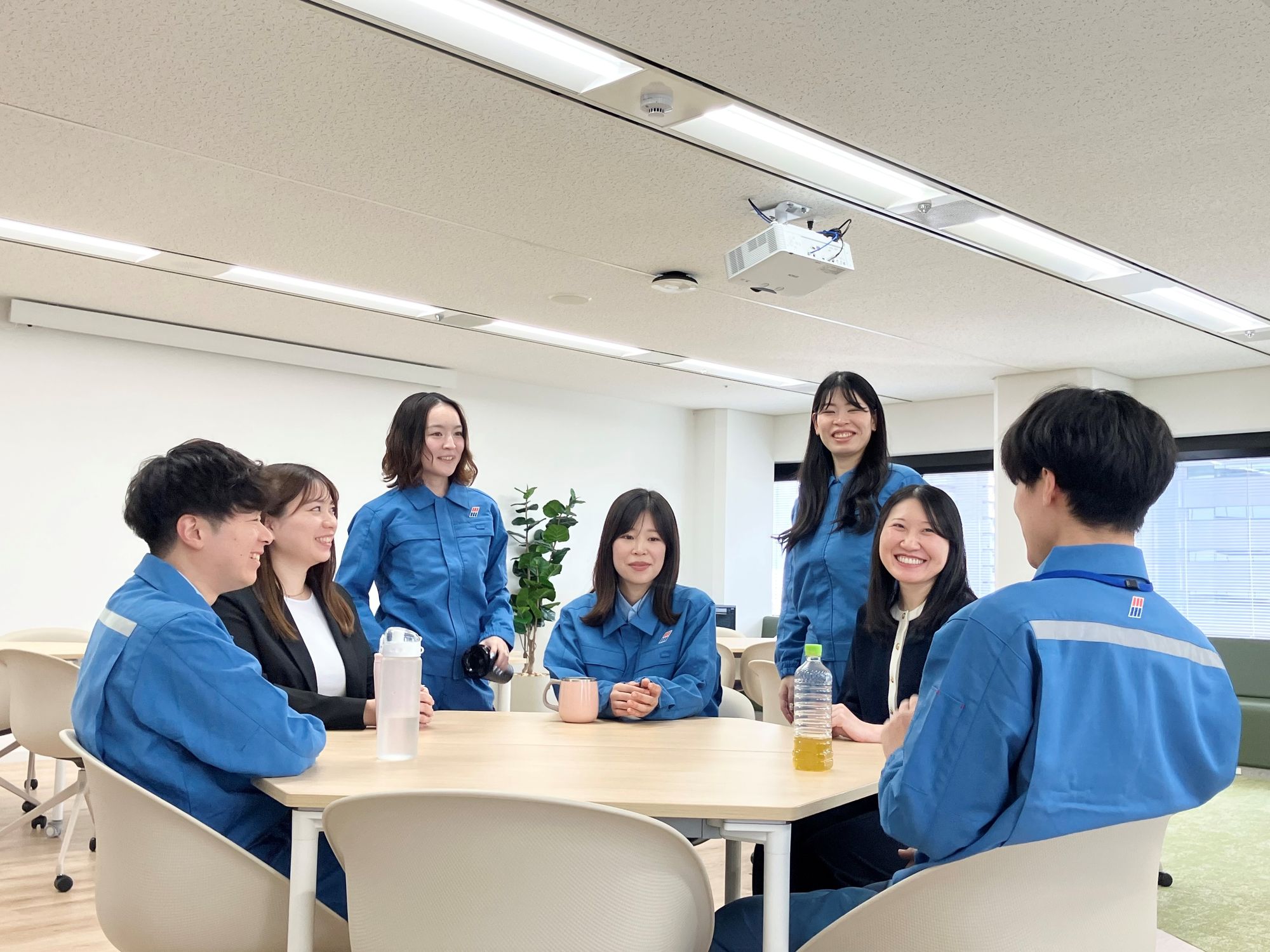 年間休日120日／賞与年2回／充実の手当／住宅手当あり／有給平均取得13.4日／未経験者活躍中-1番目の画像
