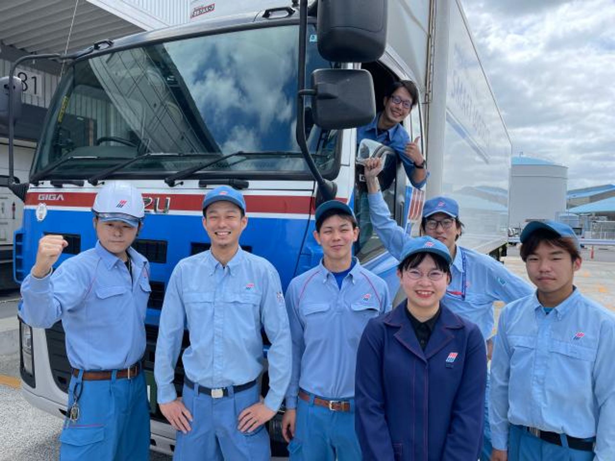 年間休日120日／賞与年2回／充実の手当／住宅手当あり／要大型免許/資格を活かせるの4枚目の画像