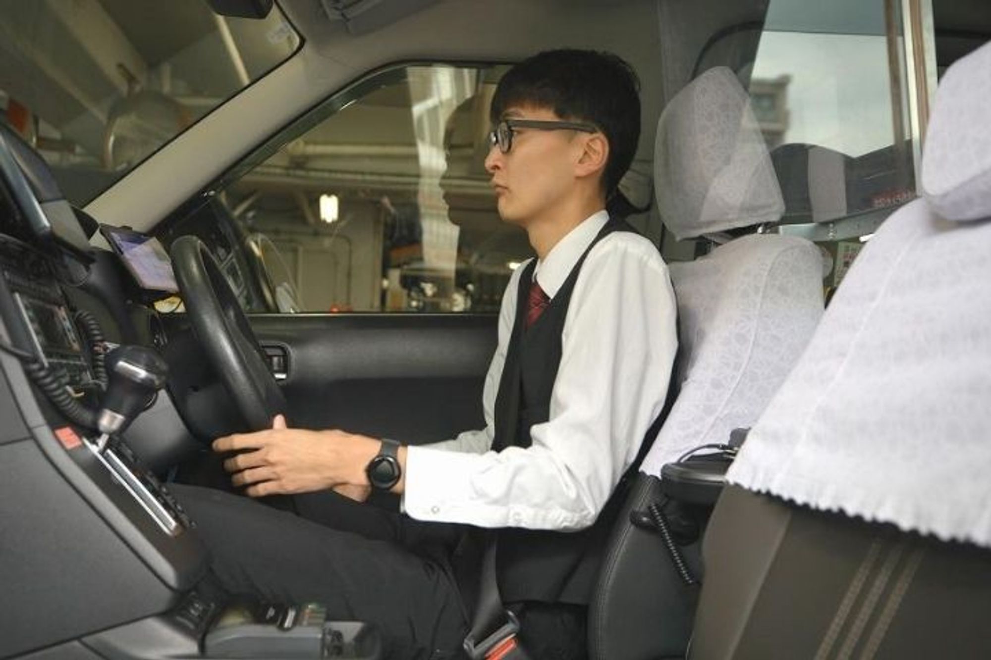 【平均月収43万円】賞与年3回／未経験◎／有給取得率98％／車通勤OK-GO0001/1rtncC9R0r0jYdqhDZ1tKQ