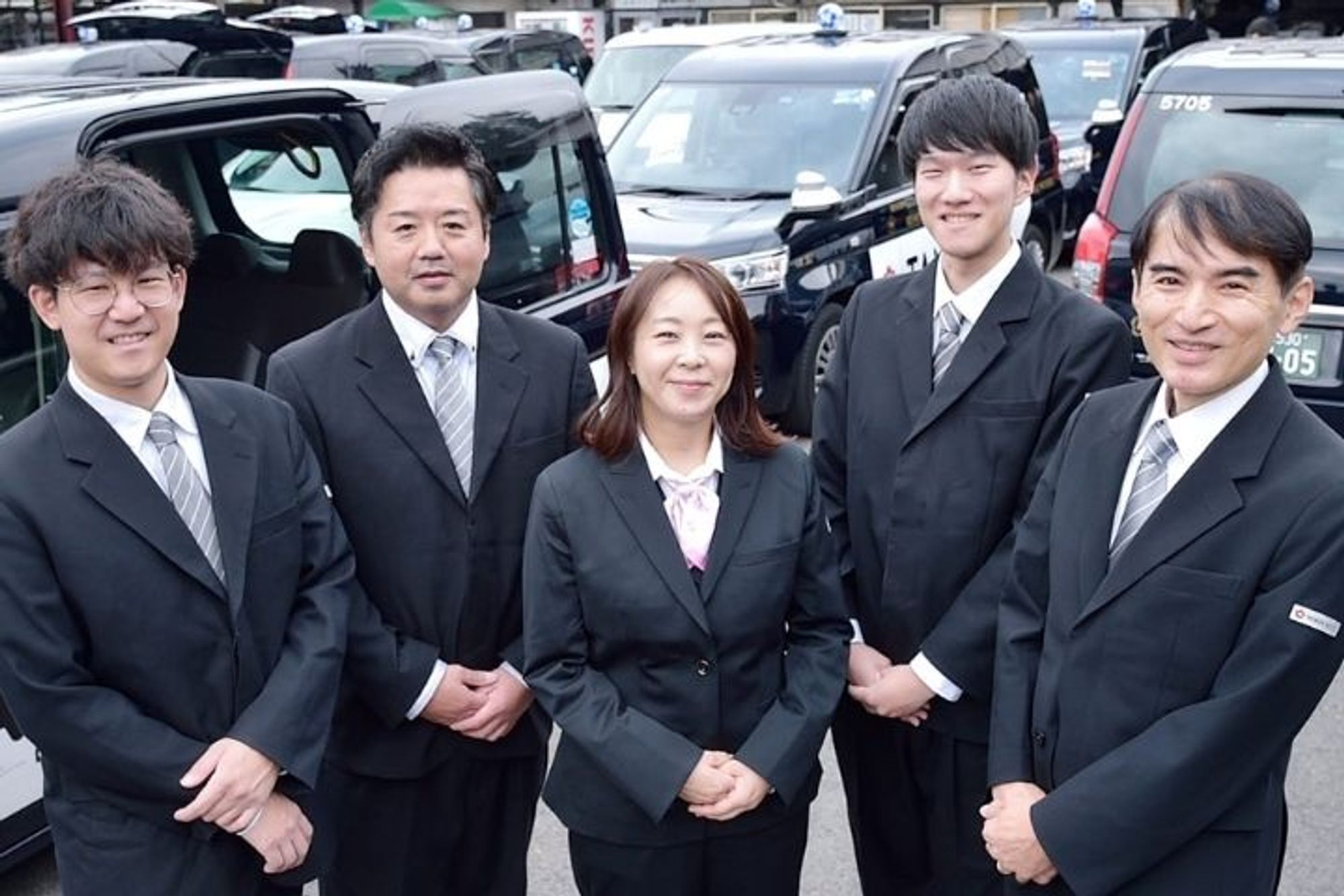 【流し営業ゼロ!】100%アプリ配車のみ／未経験◎／月収40万円スタート＋歩合給で収入UP！-GO0001/52XKecmWgXv7_nKRwEKpbA