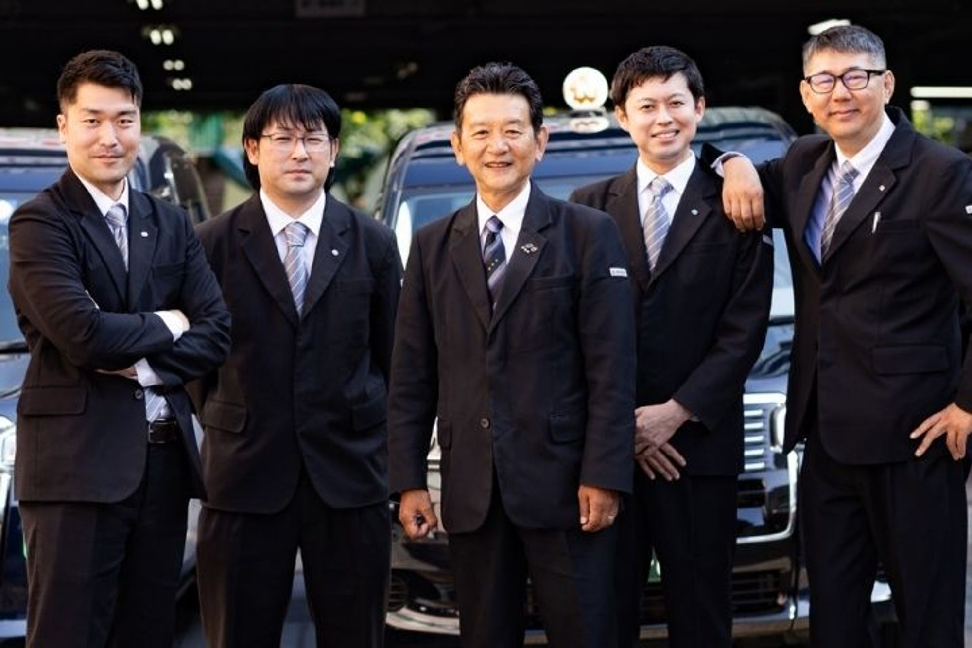【WEB面接◎】平均年収540万円／月収40万円◎／個室社宅完備／業界NO1グループ／支援金20万円-GO0001/gDN6dKDLuM-S1Nz9jOPlBg