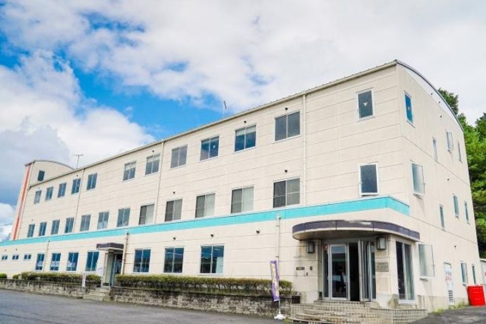 学校・部活・企業の地域イベント・旅行を支える観光バスドライバーです-GO0001/hQYXbTRmYryqxR8WyiM4zg