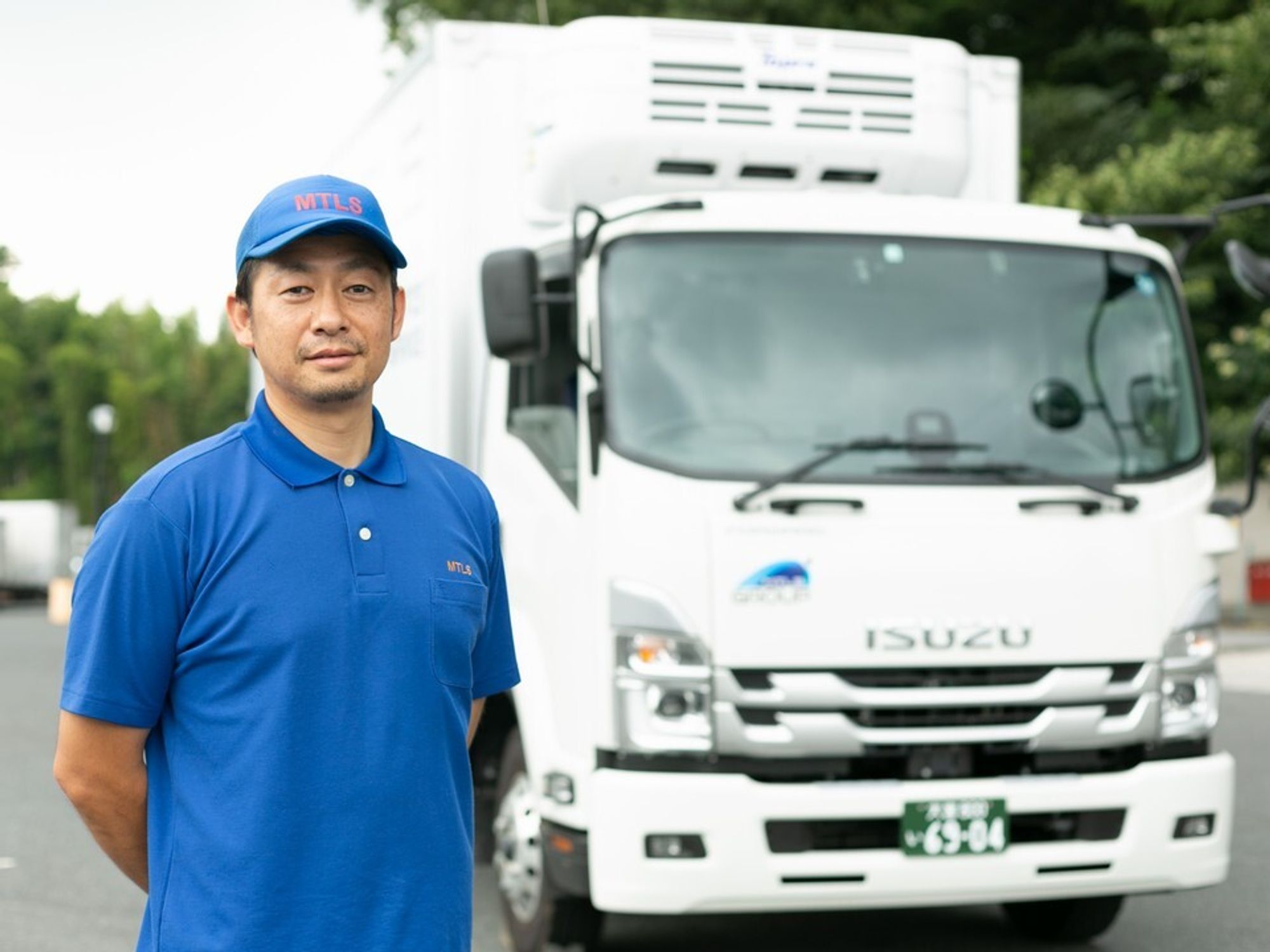 【4トンルート配送ドライバー】賞与年2回／4週6休制／夜勤／社員寮◎／平均勤続年数10年以上-GO0001/h_0cgCa5zBbwSYRi151HOw