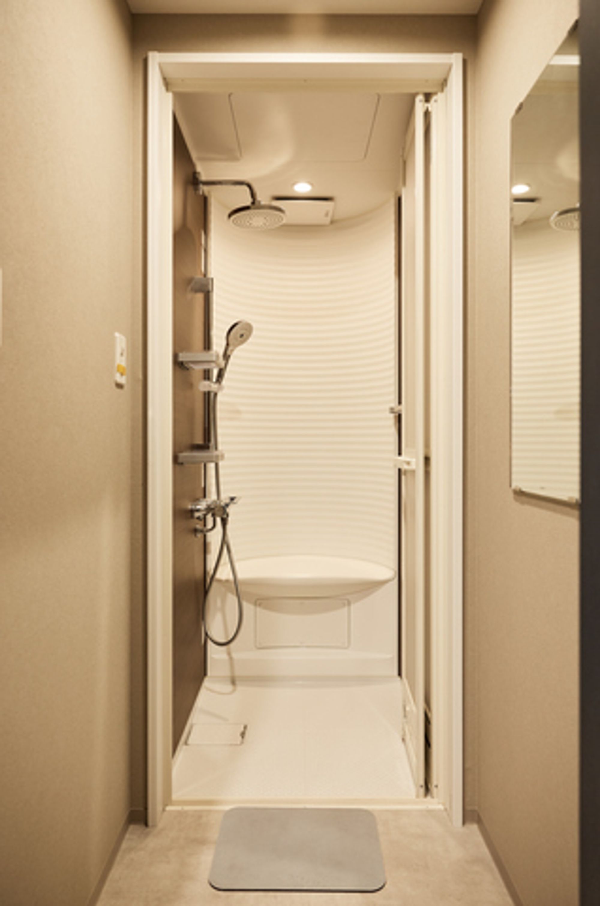 【タクシー会社の整備士求人!!】残業ほぼナシ／週３〜４勤務・ブランクOK／マイカー通勤OK-3番目の画像