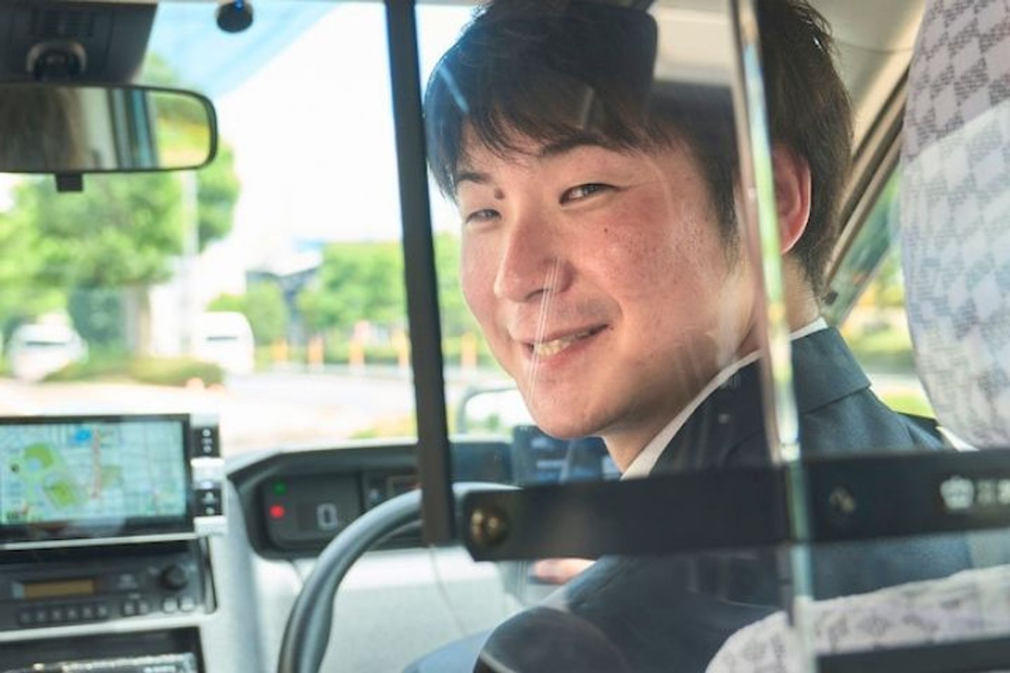 【3ヶ月×25万の給与補償】未経験◎／休み多めでプライベートも充実！頑張った分だけ収入UP！-GO0001/lAUdXQx-Ej_2hsM2Ixct1g