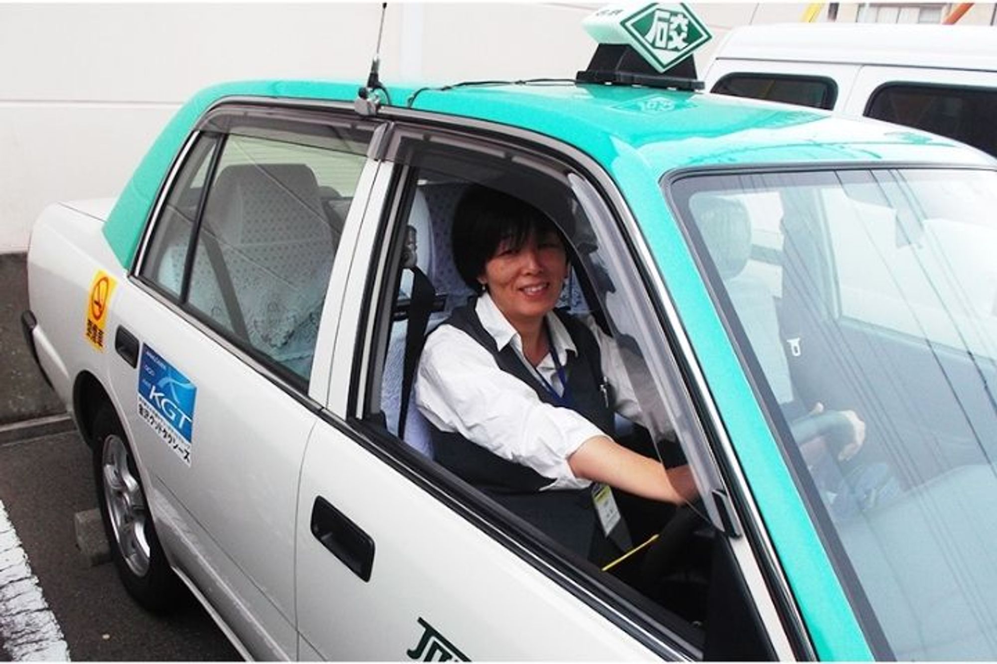 【平均月収47万円】女性ドライバーの活躍◎／金沢駅徒歩15分／未経験◎／車通勤OK-GO0001/vasRhvudPPVDTaKOTNqOrA