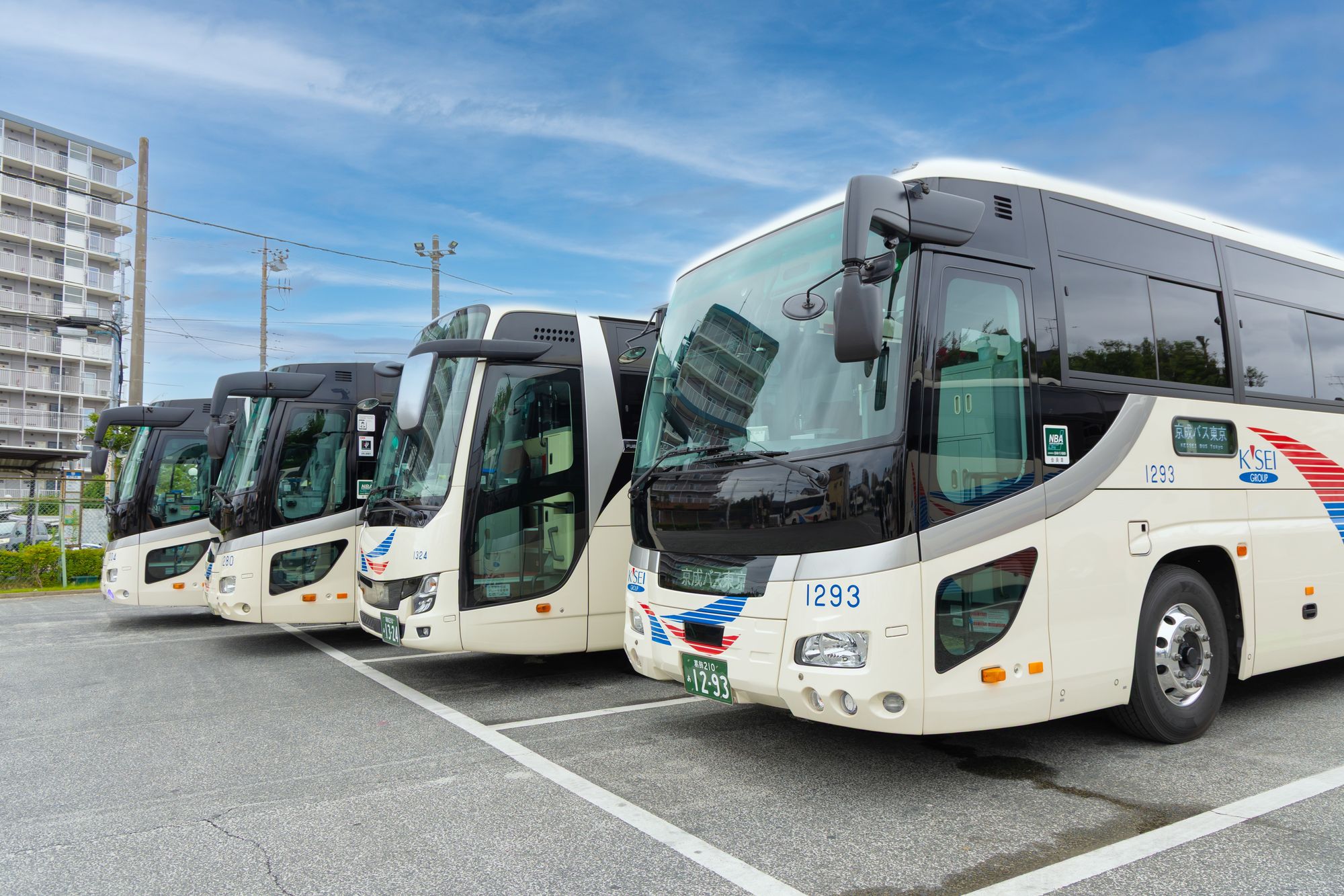 【路線バス運転士】転勤なし／入社祝い金あり／普通免許で応募OK／未経験者歓迎／福利厚生充実◎の1枚目の画像