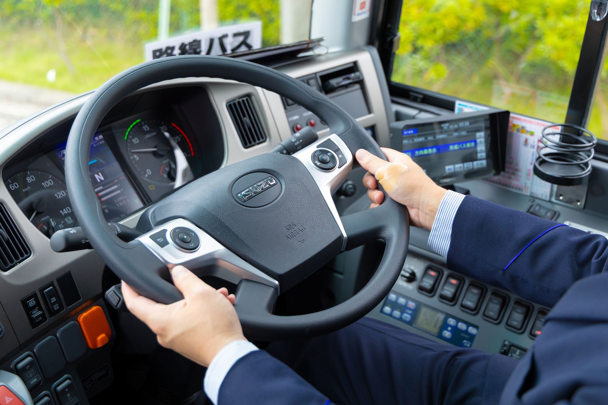 【バス運転士】転勤なし／入社祝い金あり／普通免許で応募OK／未経験者歓迎／福利厚生充実◎-2番目の画像