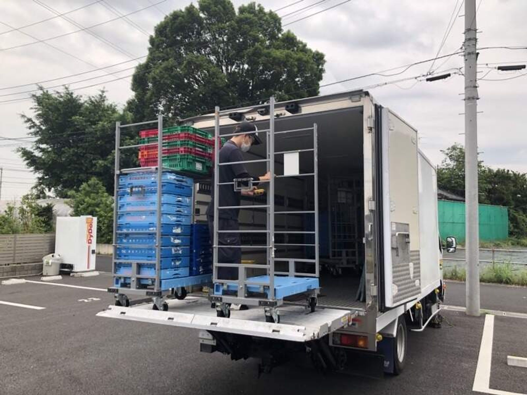 ＼40代の転職も歓迎／賞与2回・週休2日もOK◎各種ドライバー-1番目の画像