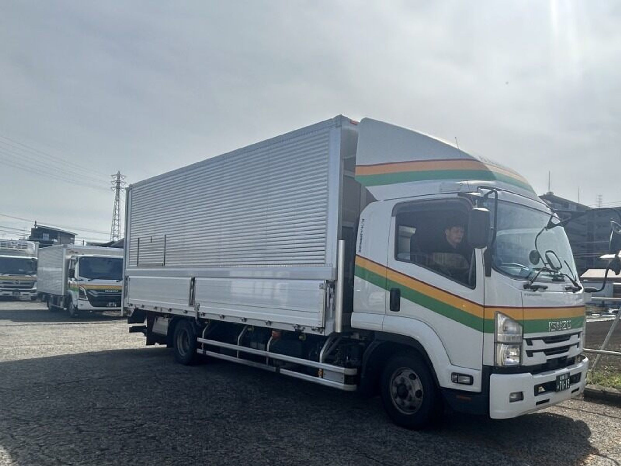 ＼40代の転職も歓迎／賞与2回＆週休2日で安定◎4t配送ドライバー-2番目の画像