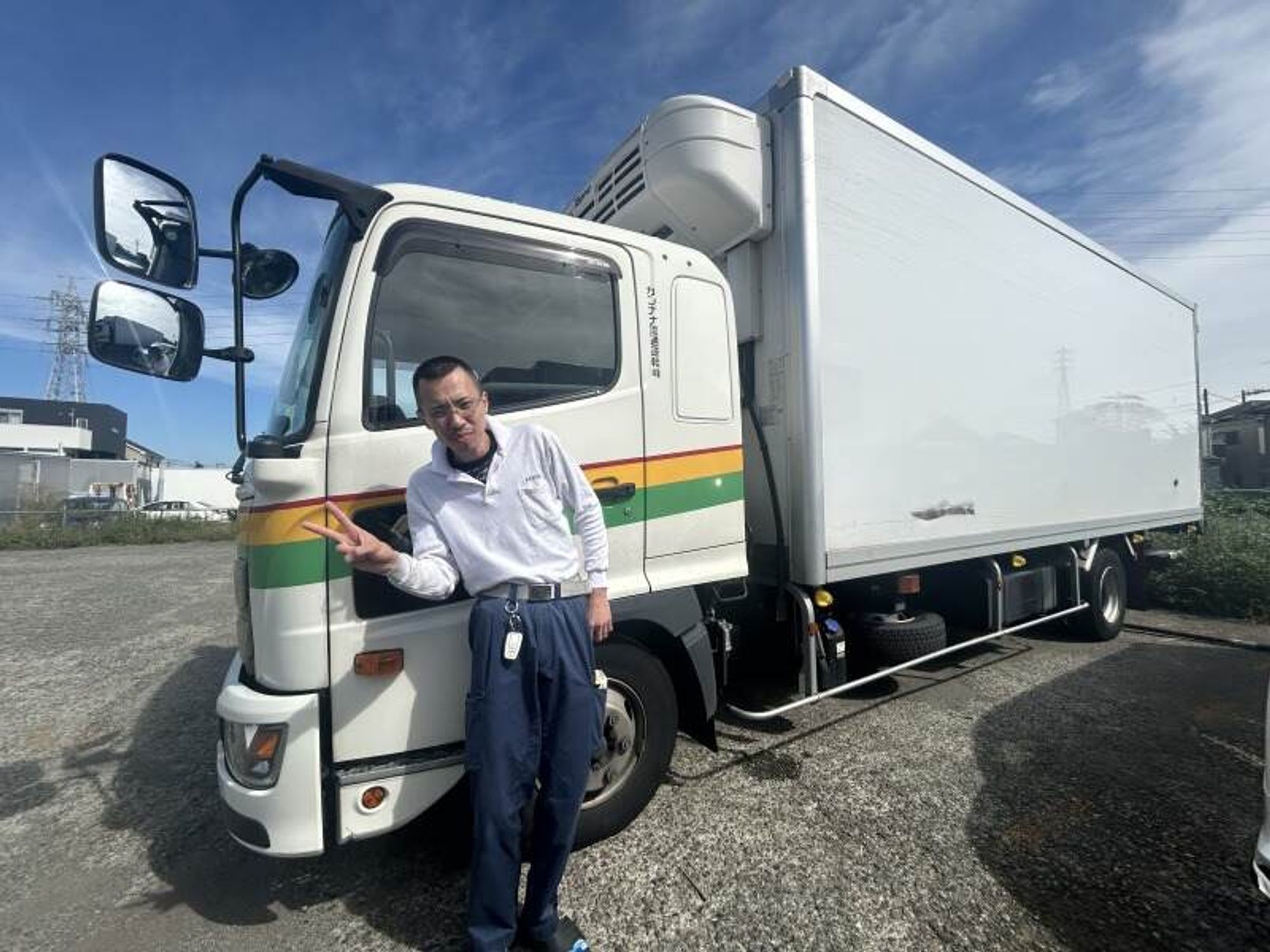 ＼異業種からも歓迎／賞与2回＆土日祝日休み◎4t配送ドライバー-0番目の画像