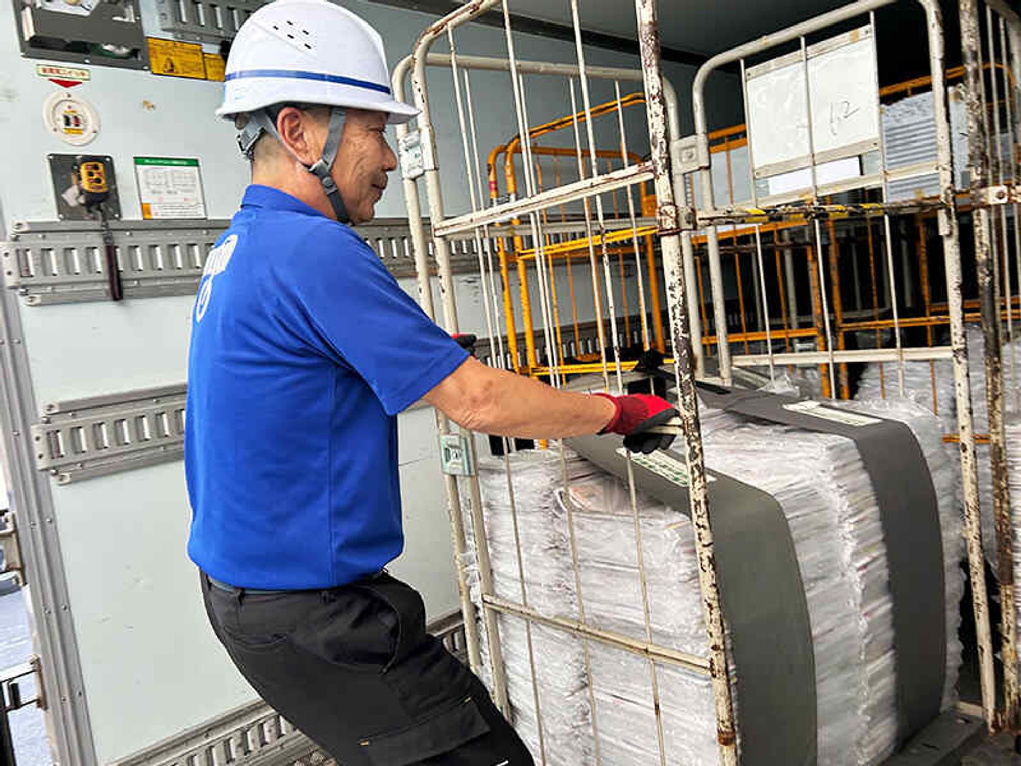 月収32万円～｜賞与＋昇給ありの高待遇◎続けやすいドライバー-0番目の画像