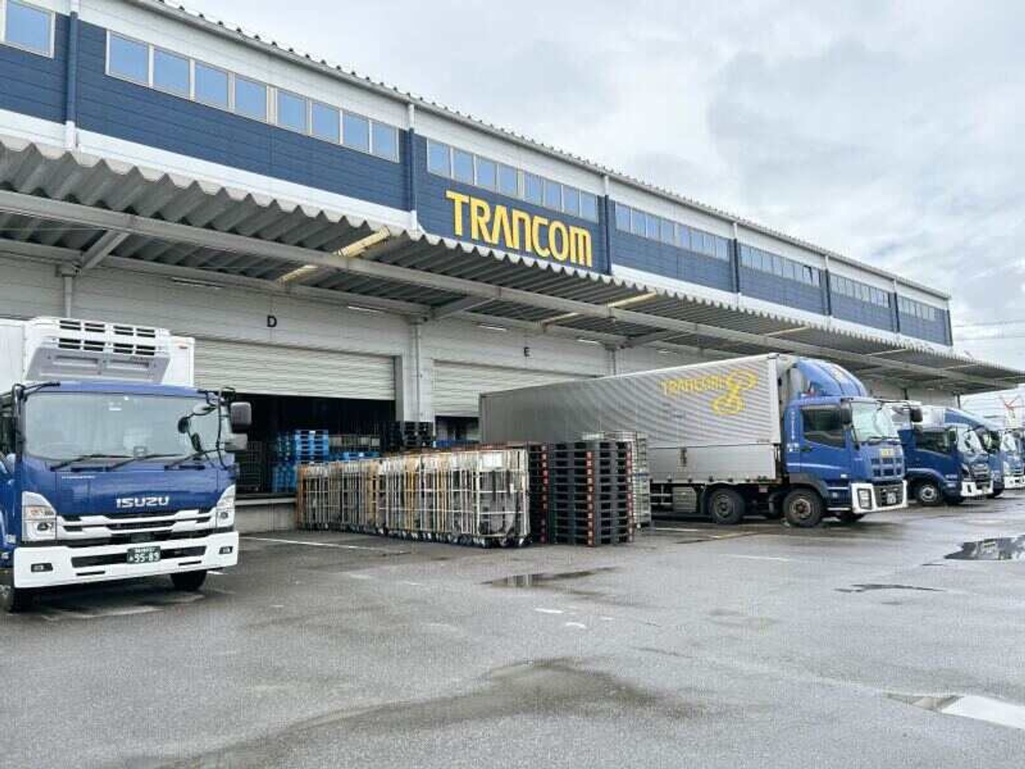 月収32万円～│配送ドライバー◆食品を店舗やセンターへお届け！-1番目の画像