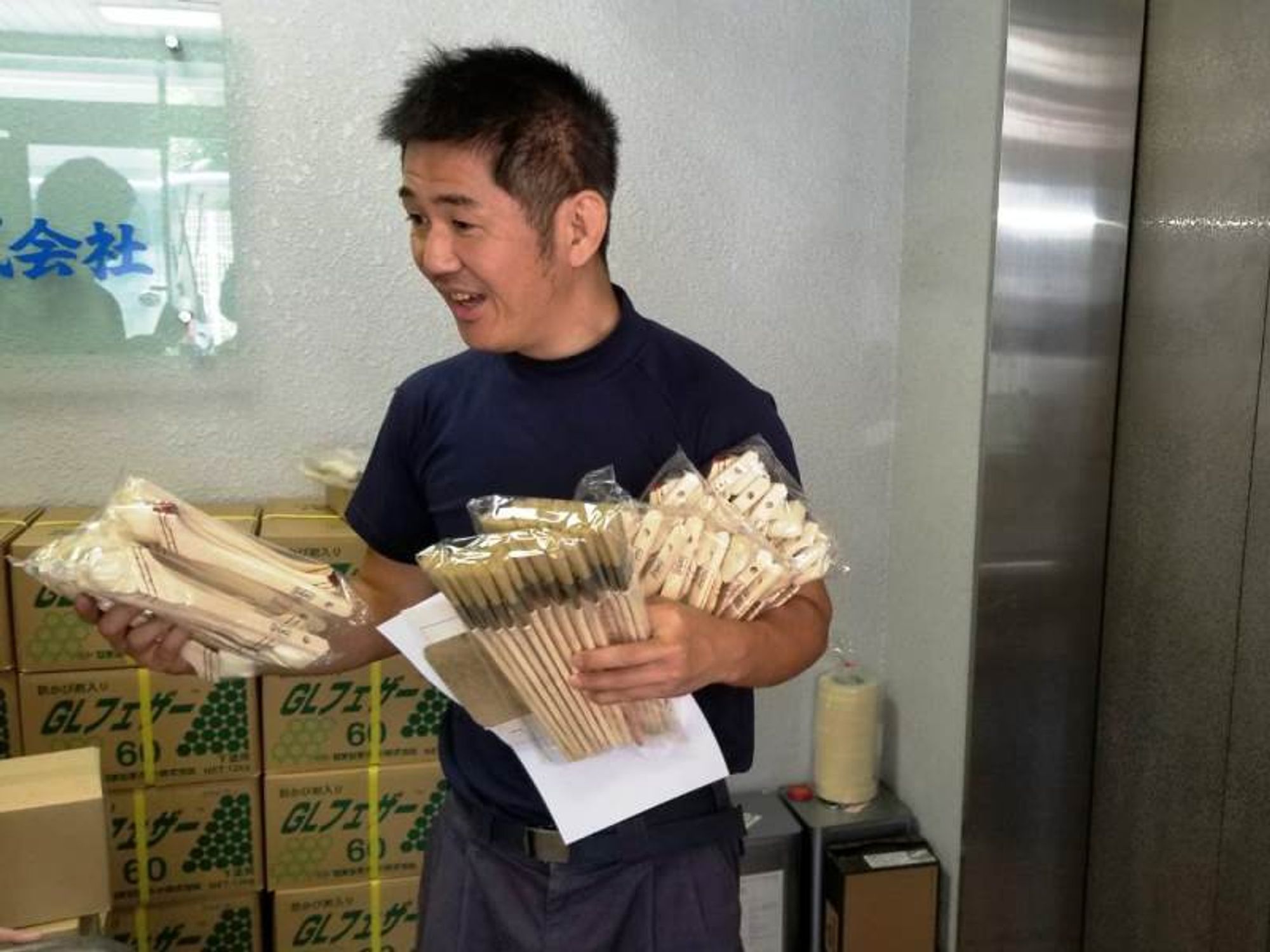 【土日祝休み】日勤の2tルート配送！年休122日で私生活充実-1番目の画像