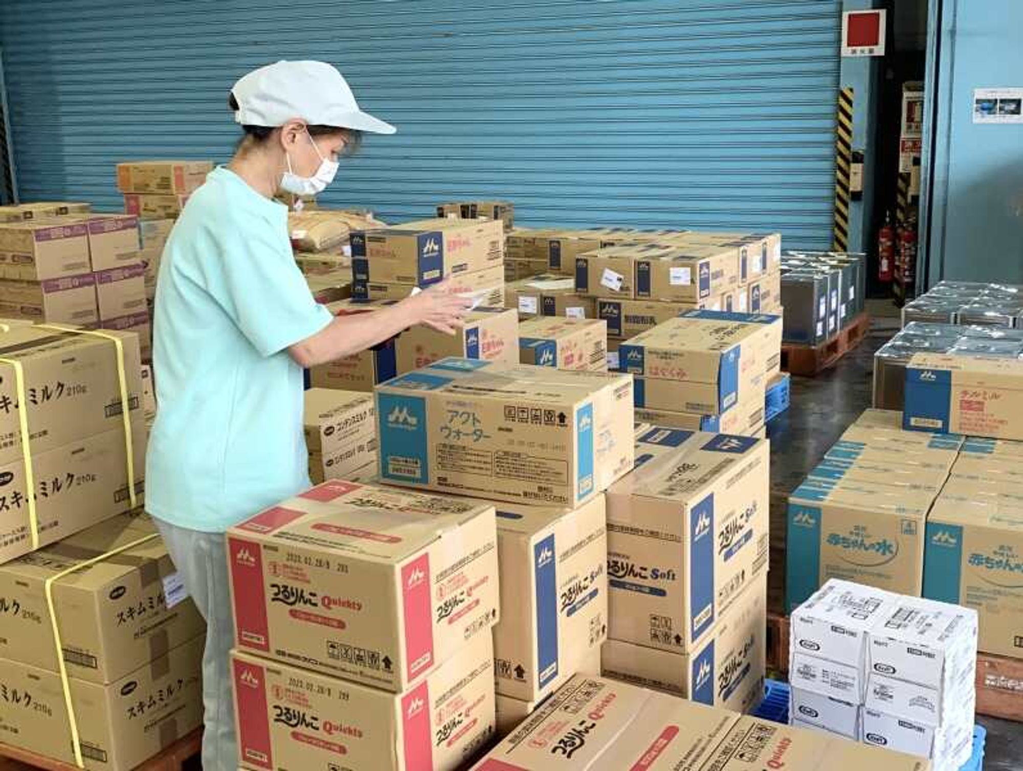 賞与年3回*市況に左右されない!食品倉庫で仕分け&フォークリフト-1番目の画像