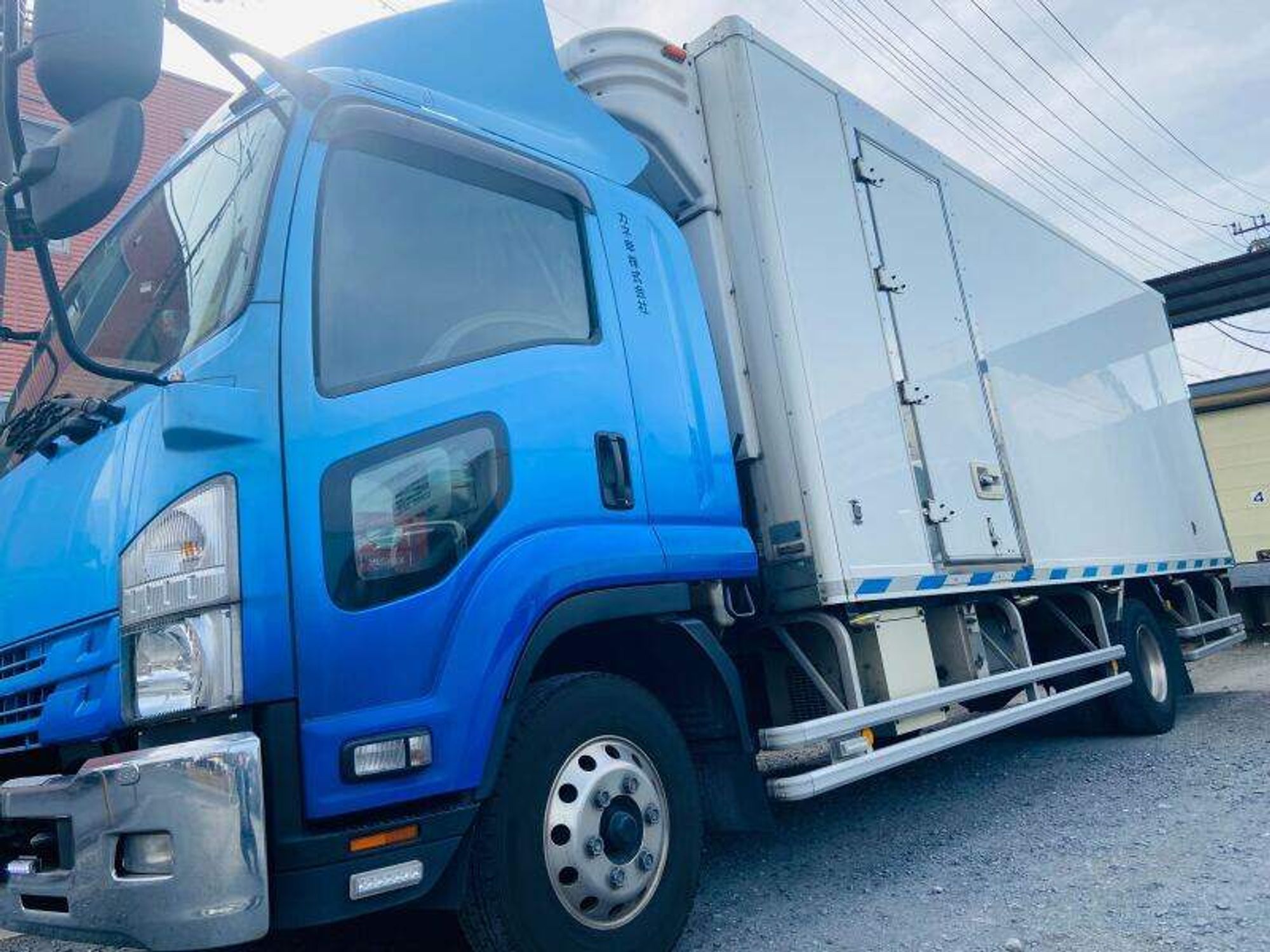 ＼高月給36万／東京～名古屋間の中距離配送！/4tドライバー-2番目の画像