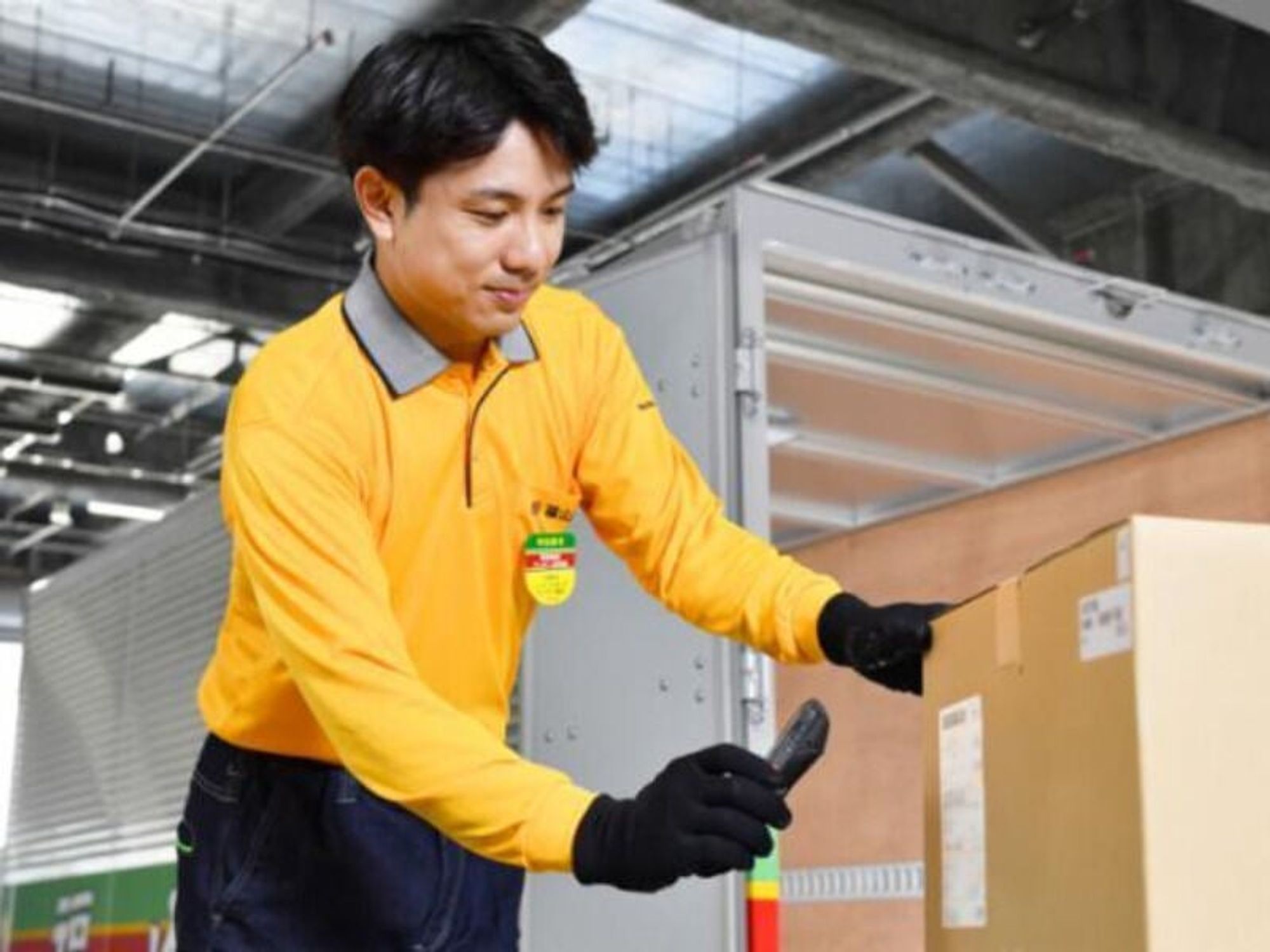 <業務ドライバー/4t>未経験◎研修・手当充実/貸切便ドライバー-0番目の画像