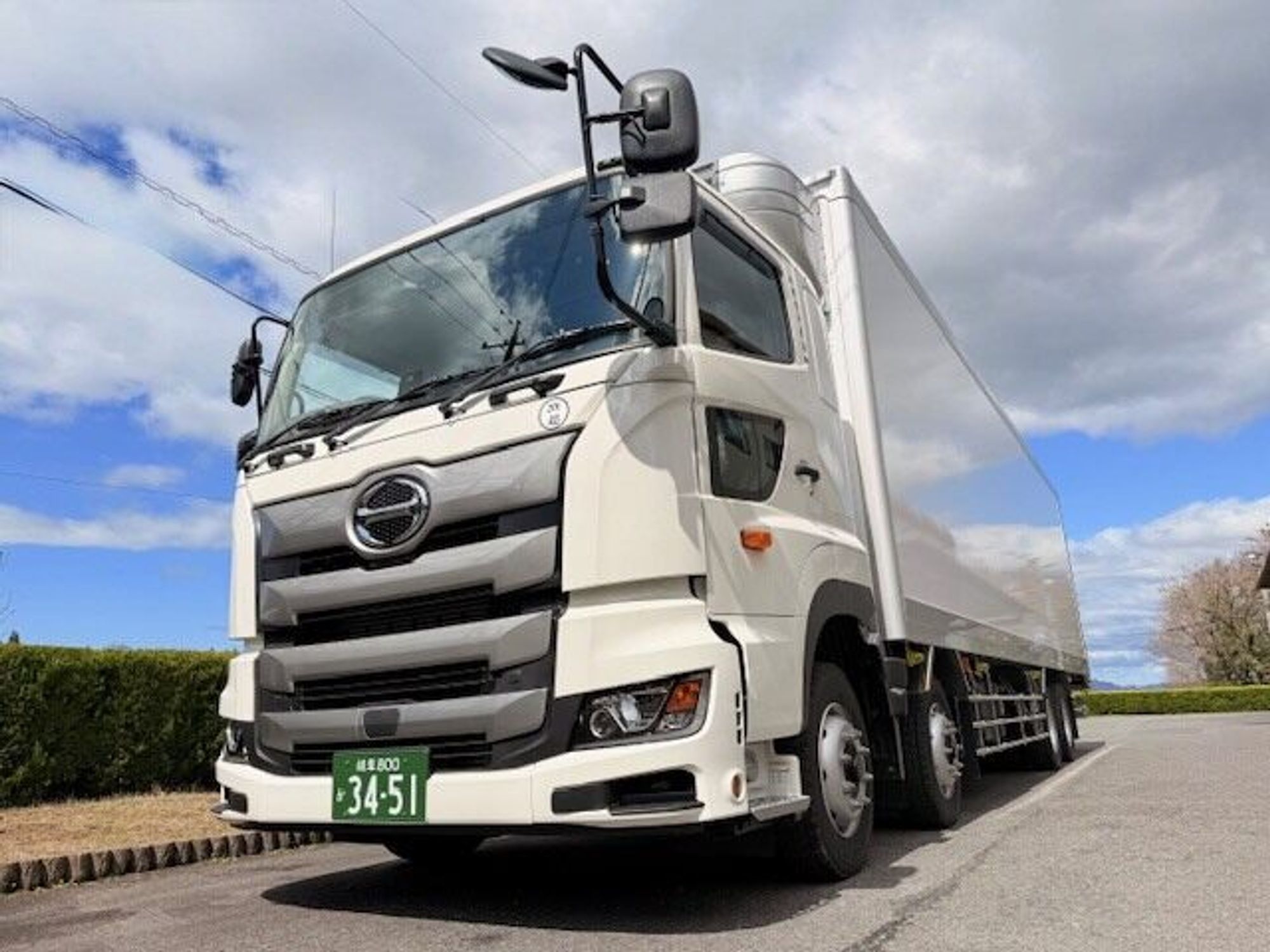 大型免許があれば月給35万以上確約！地場配送＆バラなし-0番目の画像