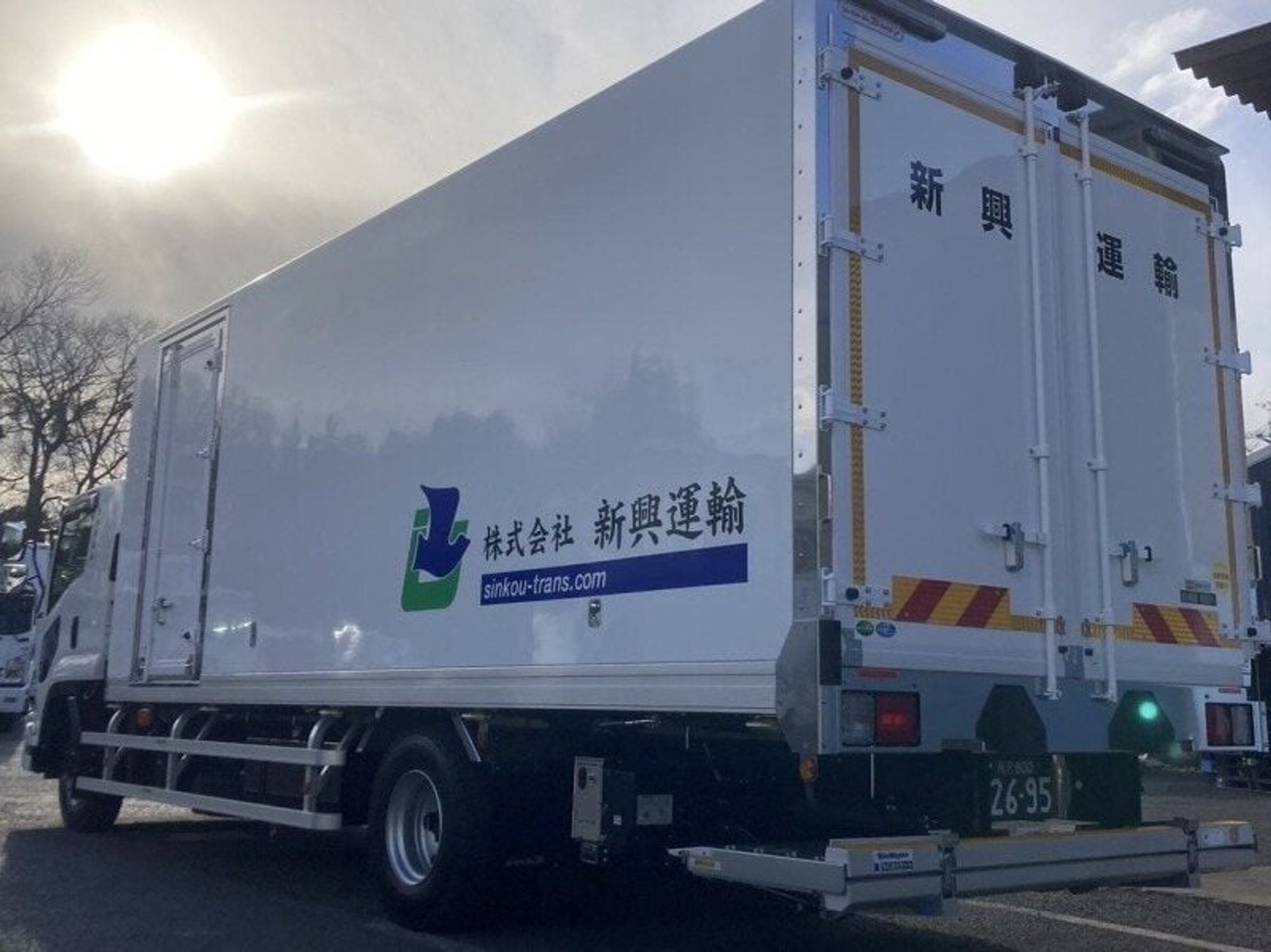 安定企業×手厚い待遇を整えてます！未経験OKの冷食ルート配送-1番目の画像