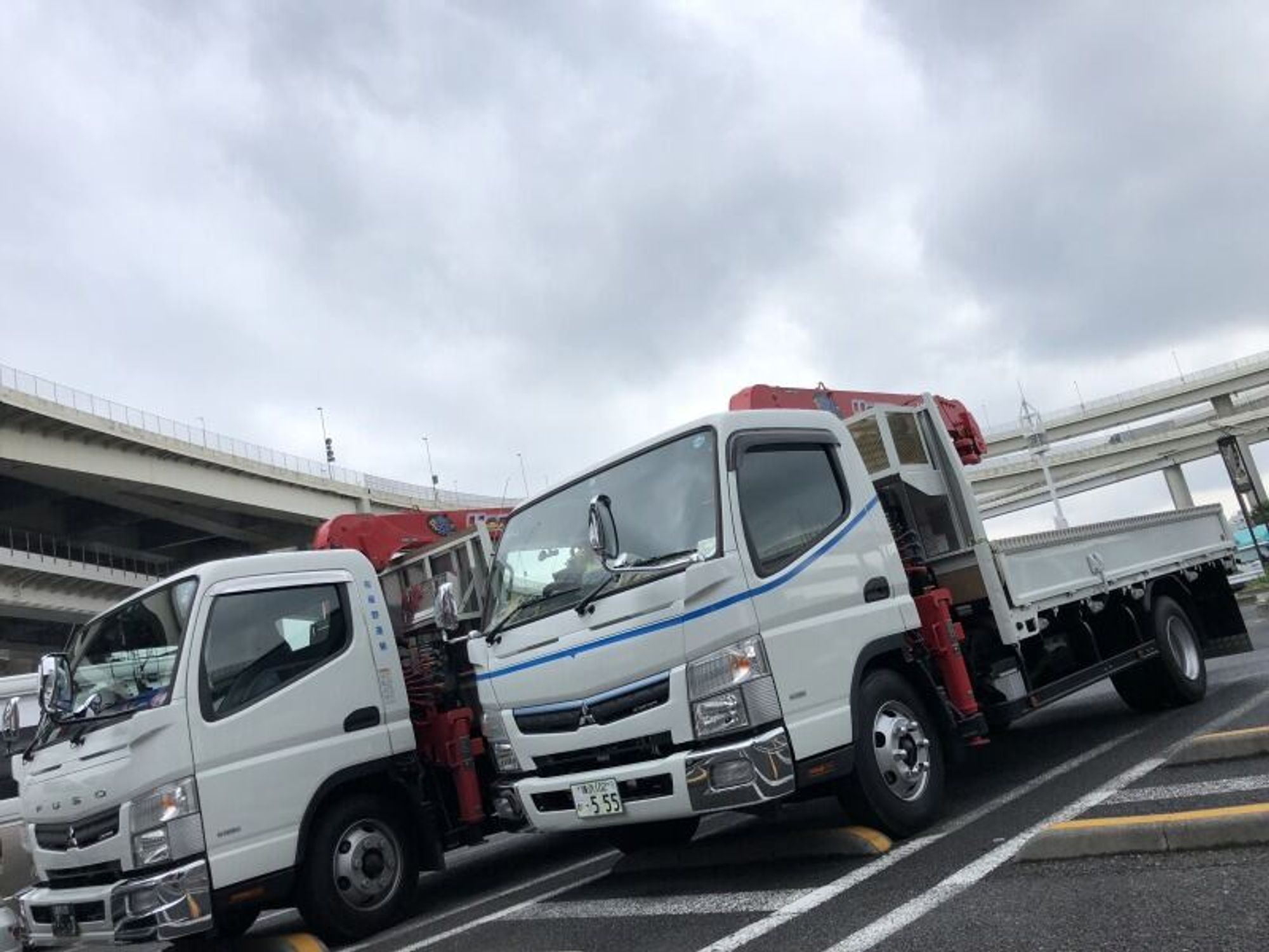 [3tユニック/中型免許]過去の経歴より今のやる気で採用!入社祝金-1番目の画像