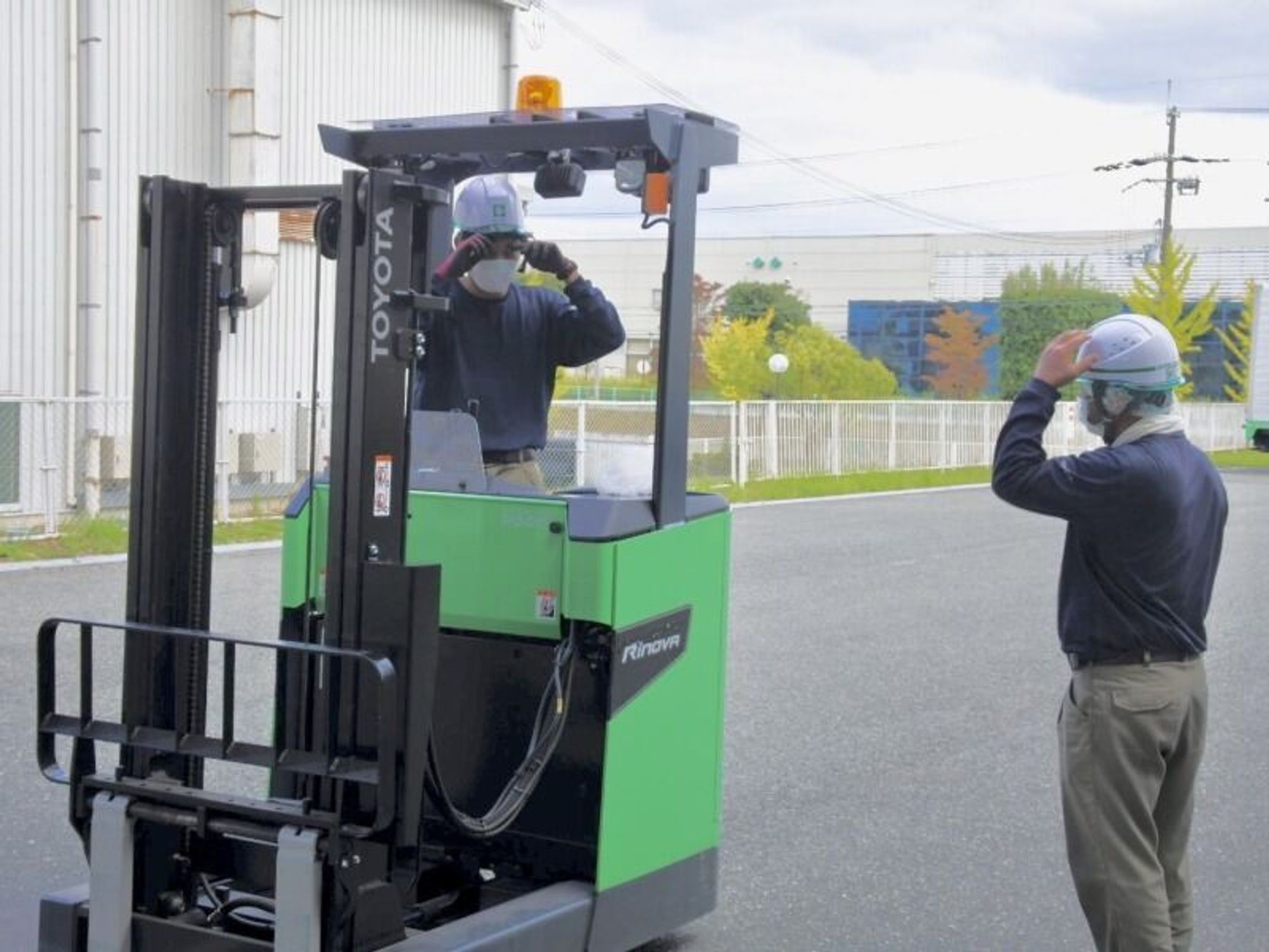 【フォークリフトオペレーター】上場グループで安定安心-1番目の画像