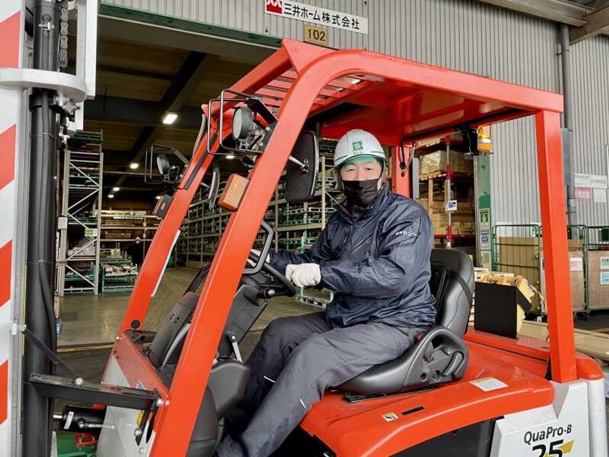 【夜間 フォークリフト】上場グループで安心安定〈成長企業〉-1番目の画像