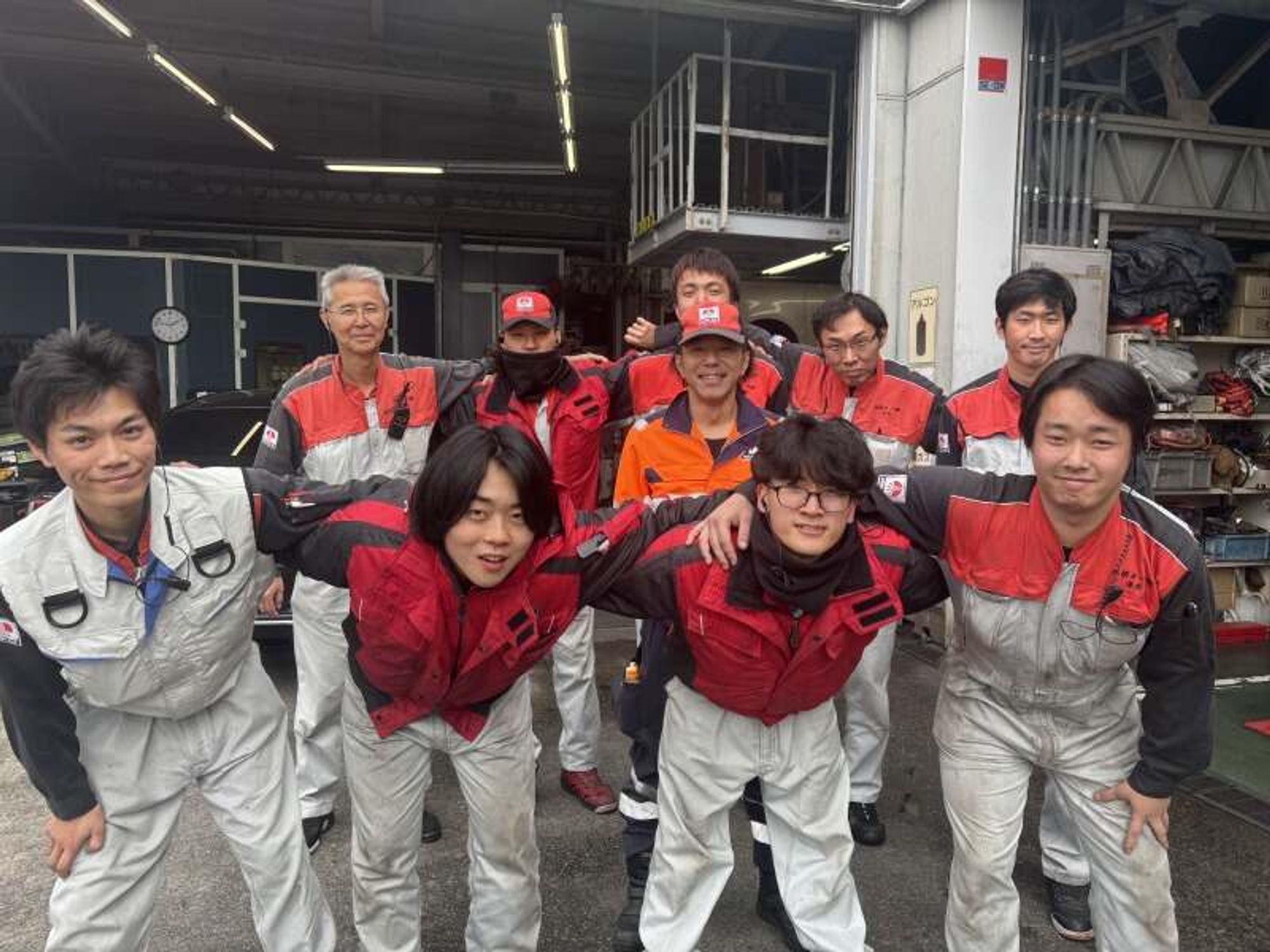 長期休暇あり/経験者優遇/20～40代活躍中【車の車検・点検など】-0番目の画像