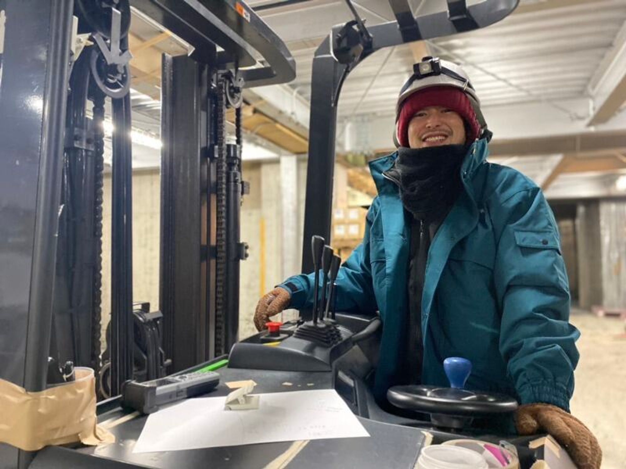 <フォークリフト募集>職種未経験OK！住宅・家族手当あり！-0番目の画像