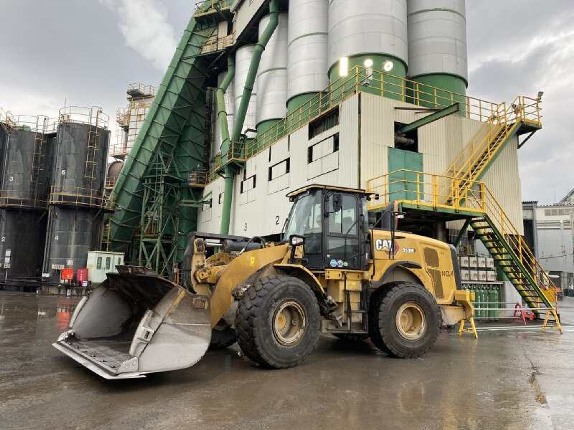 ＼男女ともに活躍中／未経験OK！業務拡大での増員募集◎重機オペの11枚目の画像