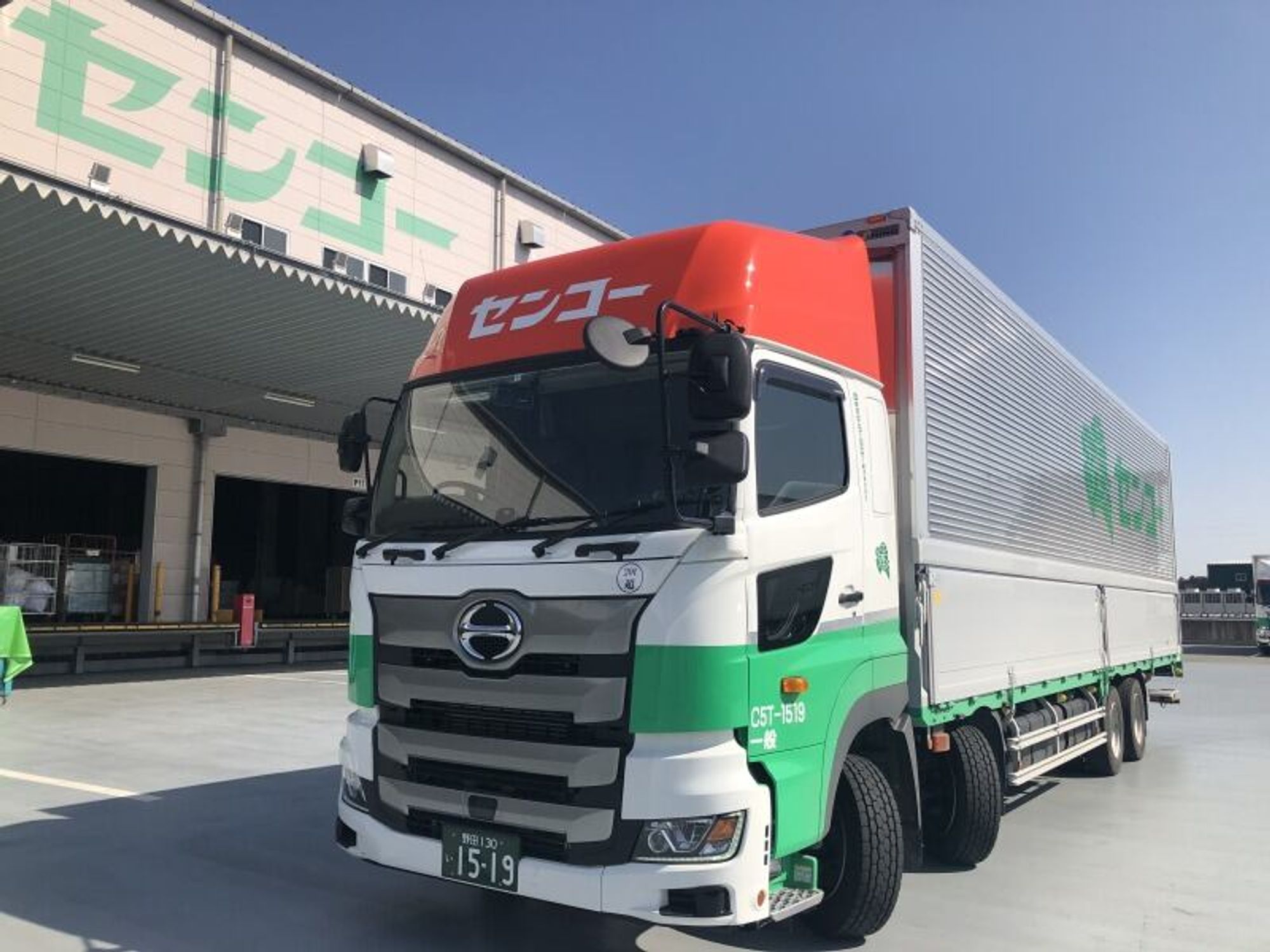 安定した収入と充実した福利厚生！小型トラックドライバー-0番目の画像