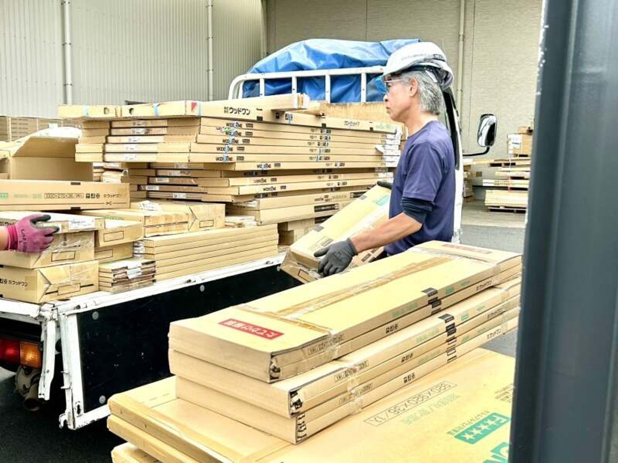 【安心の上場企業で倉庫管理!】完全週休2日制/体に負担なく働く-2番目の画像