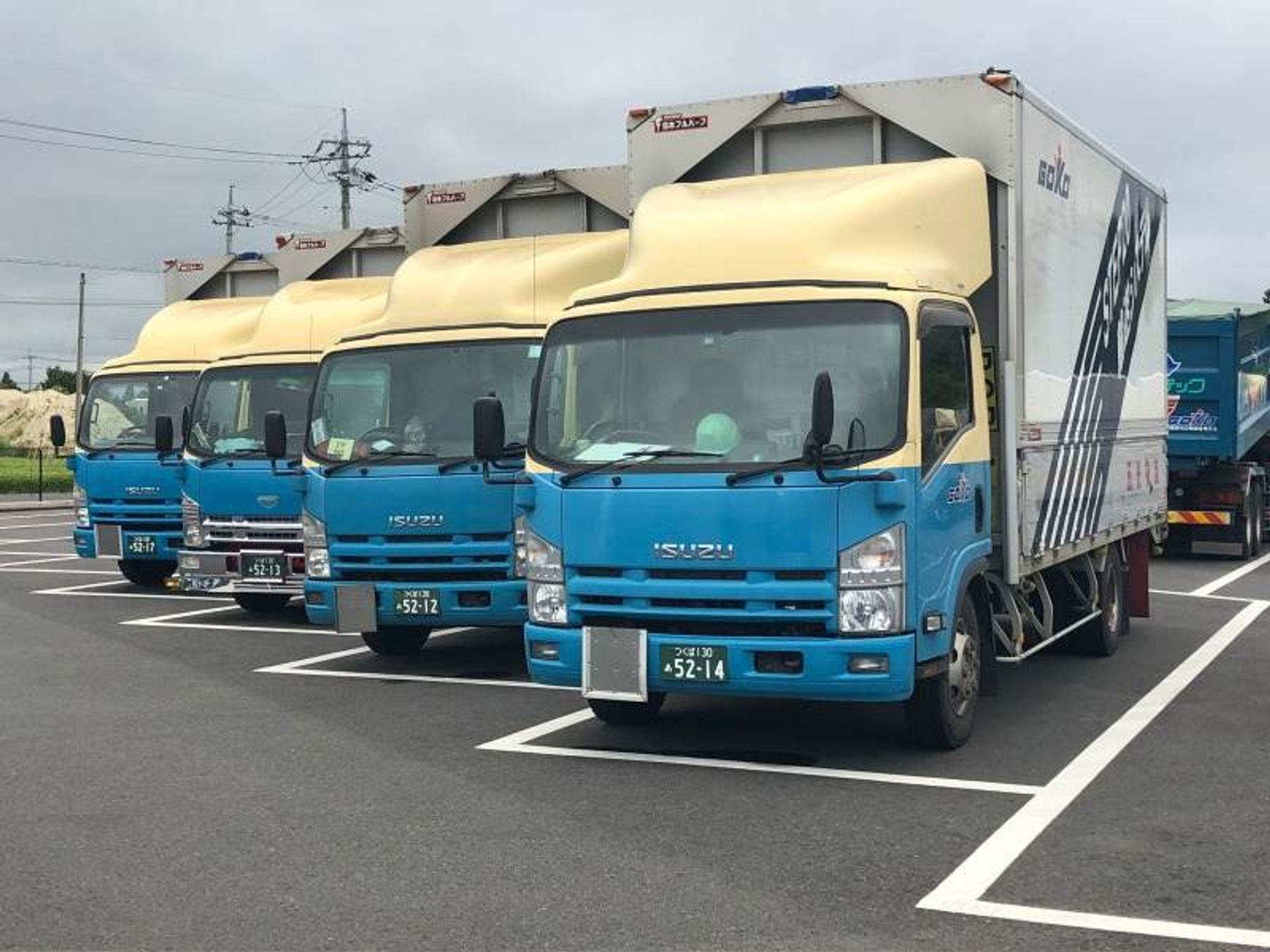＜賞与年3回＞ご家族にも優しい4tトラックドライバー｜土日休み-0番目の画像