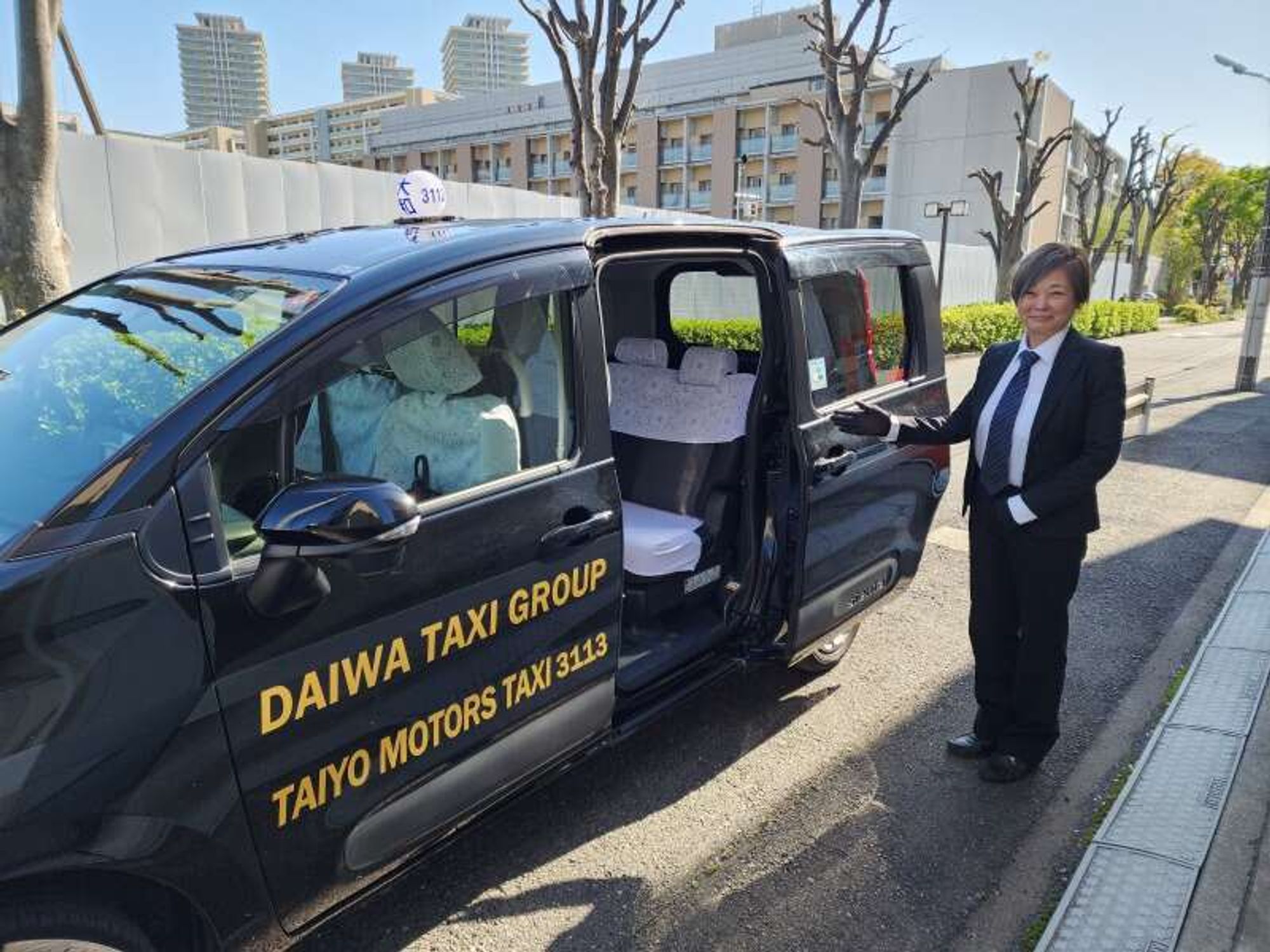 「人の役に立ちたい」新サービス業!土日祝休み!家庭との両立OK-2番目の画像