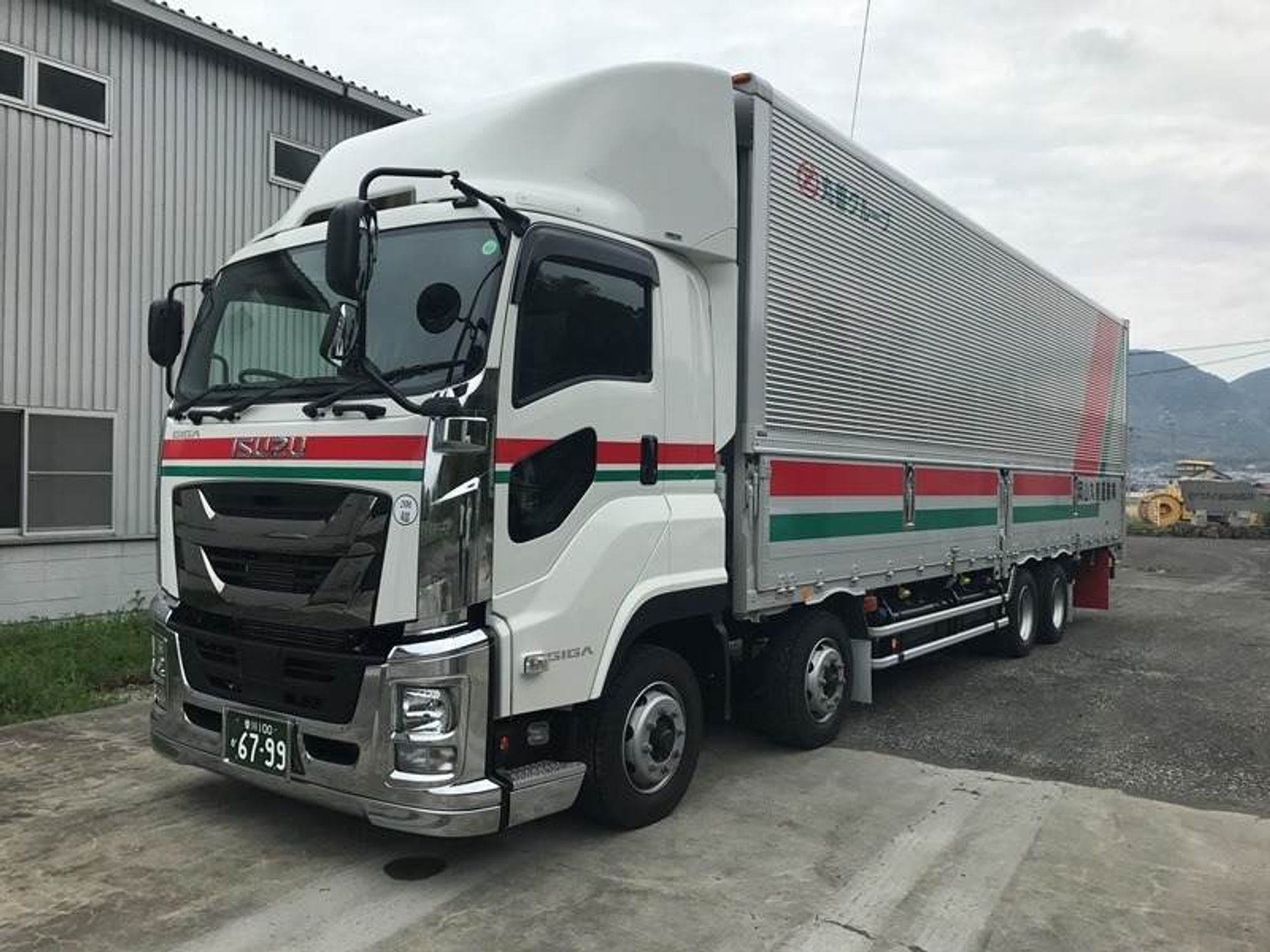 入社1年目で月給33万以上可/煩わしい人間関係なんてオサラバ*10t-1番目の画像