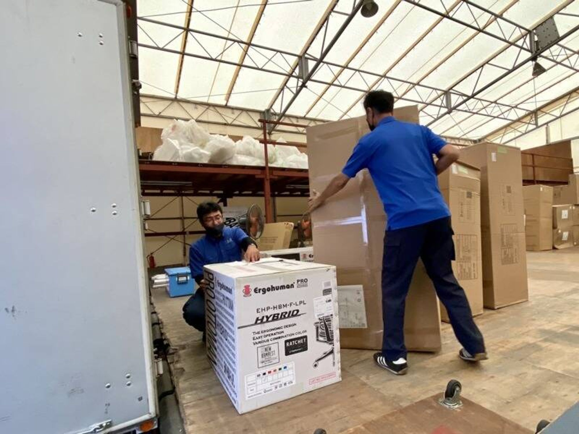 2tドライバー｜ドライバー補助スタッフ！家具宅配・店配業務◎の10枚目の画像