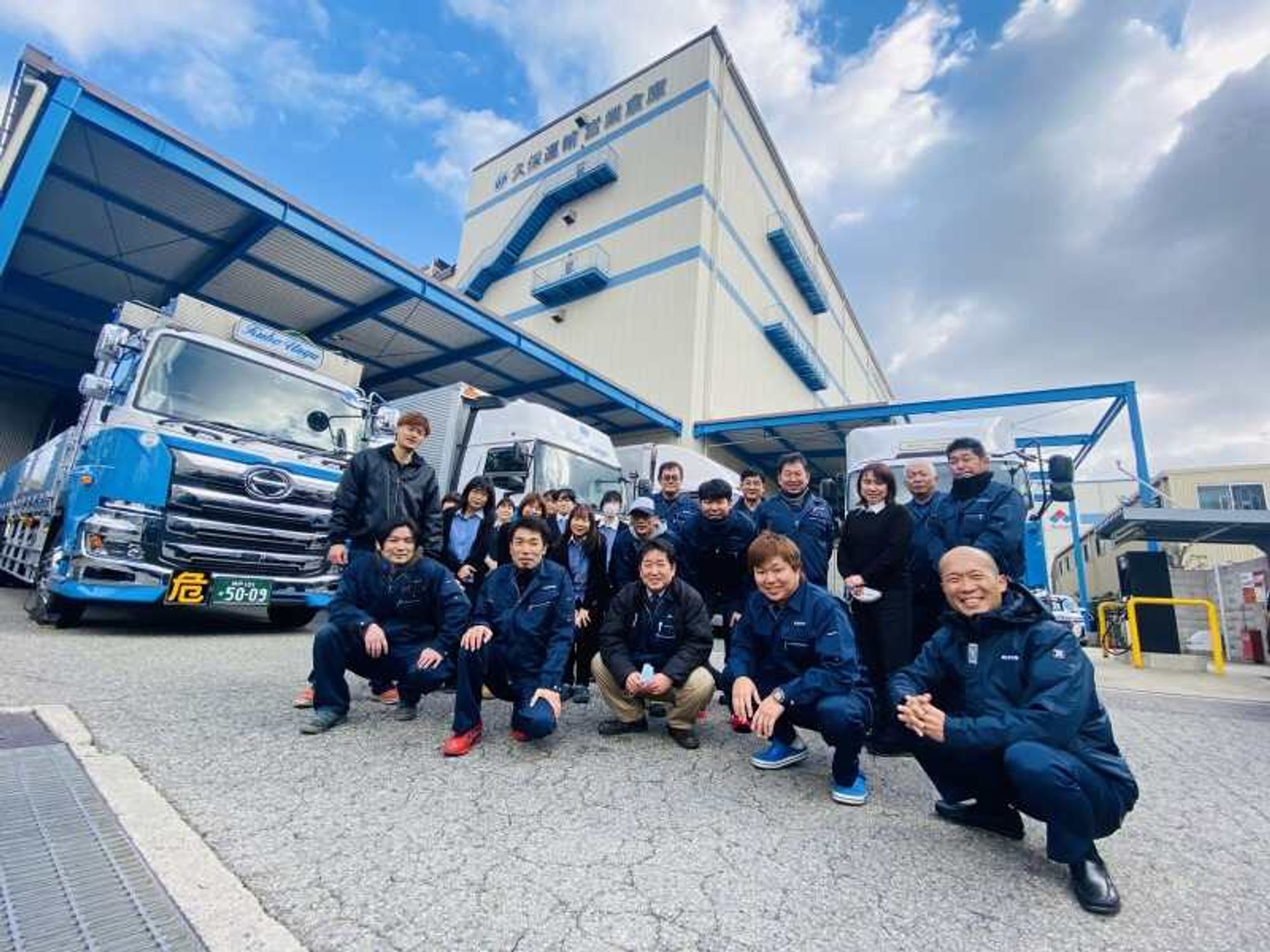 平塚市/日勤×2tで月給30万円以上/地場配送/ドライバー-2番目の画像