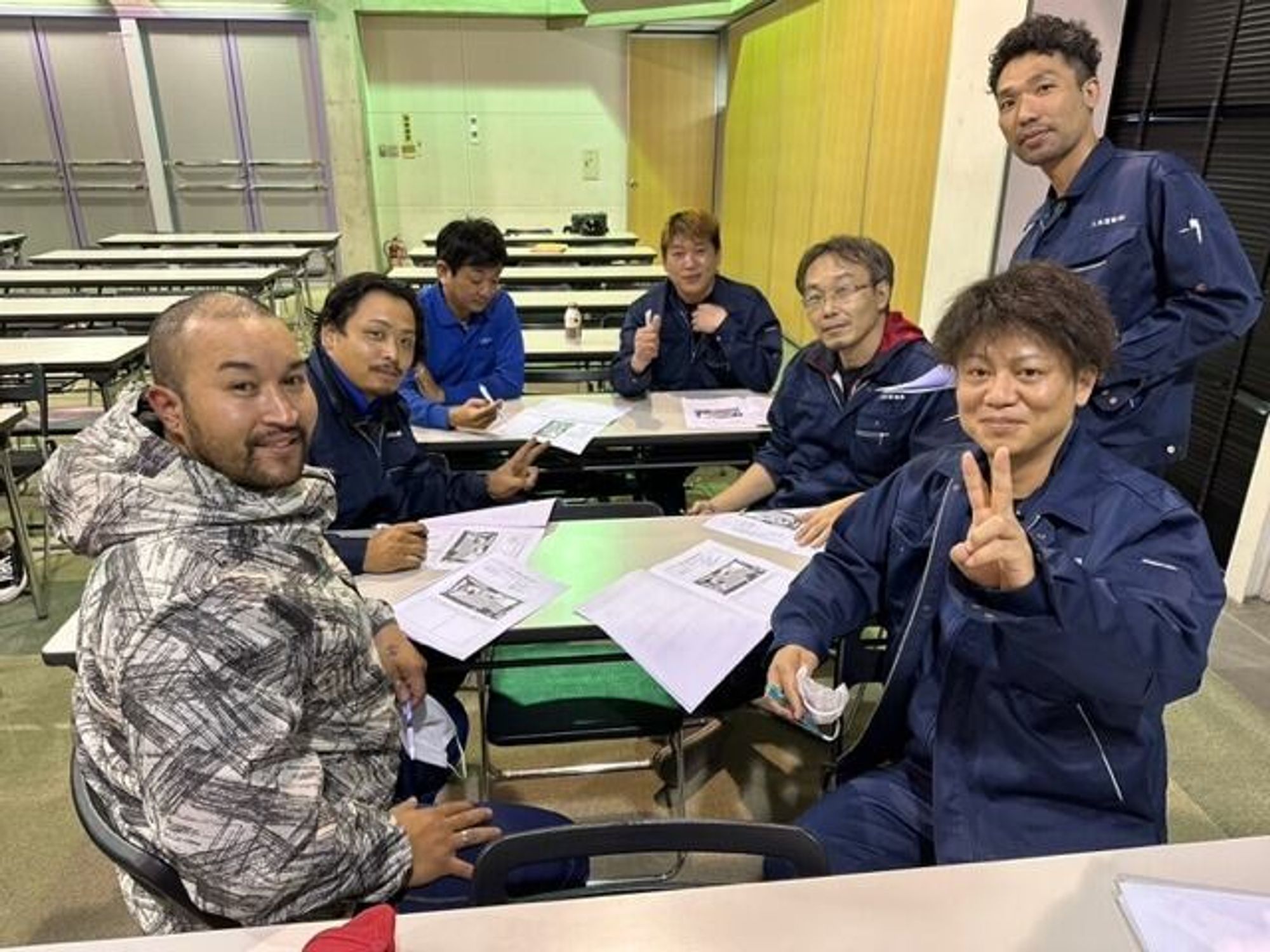 平塚市/日勤×2tで月給30万円以上/地場配送/ドライバー-1番目の画像