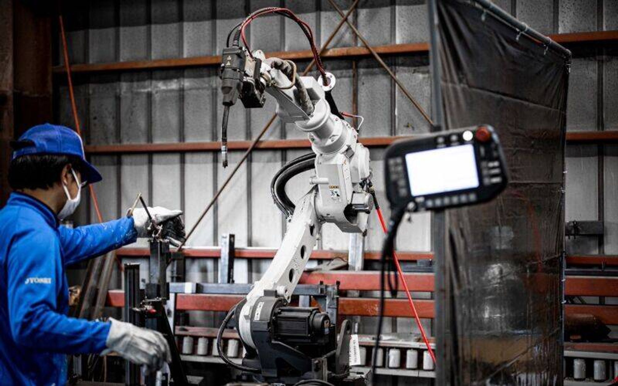 【年間休日120日♪】構内運搬ドライバー・製造募集/未経験歓迎！-1番目の画像