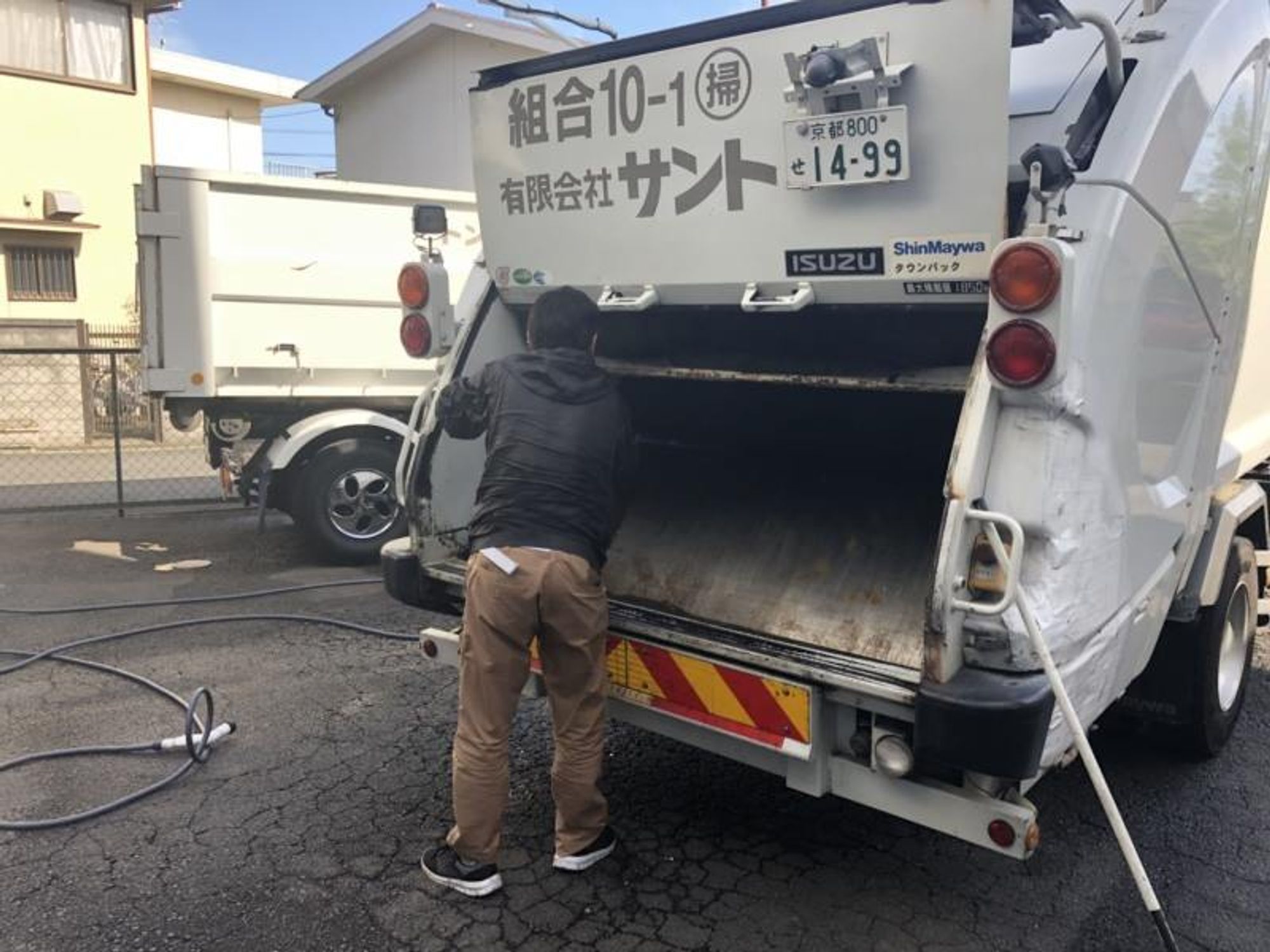 中型免許を活かせる★固定ルート/残業なし！4t収集ドライバー-1番目の画像