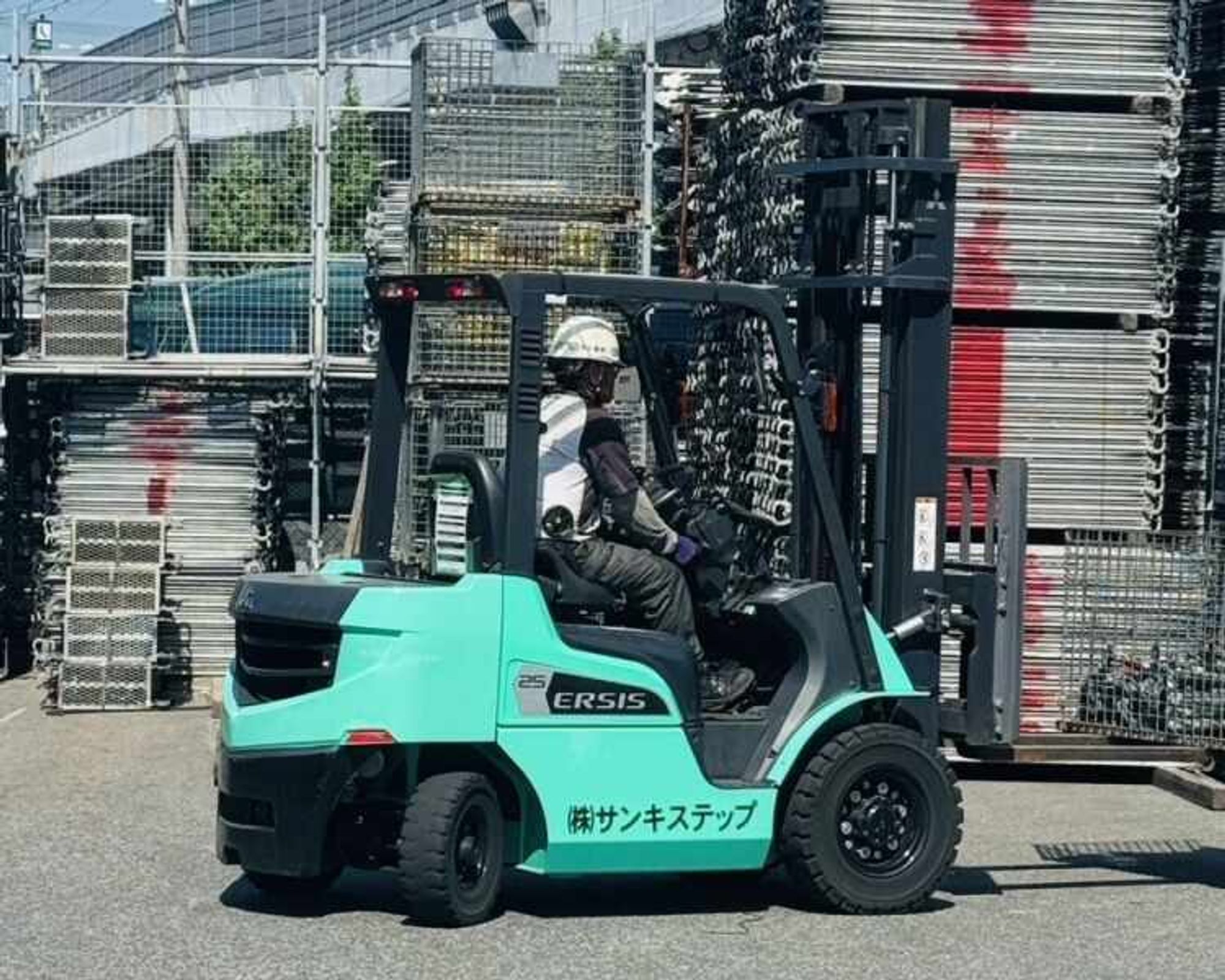 フォークリフト場内作業員｜足場の資材管理・運搬など｜松原市の3枚目の画像