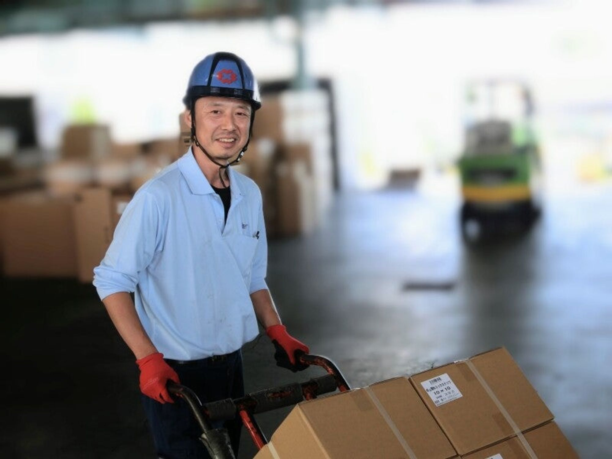 無理に話さなくても大丈夫。倉庫で簡単仕分け整理。社員登用あり-2番目の画像