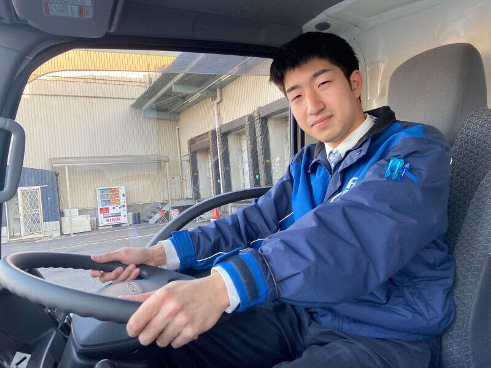 [配送]グリコグループで安定◆日勤のみ/近距離/未経験歓迎の2枚目の画像