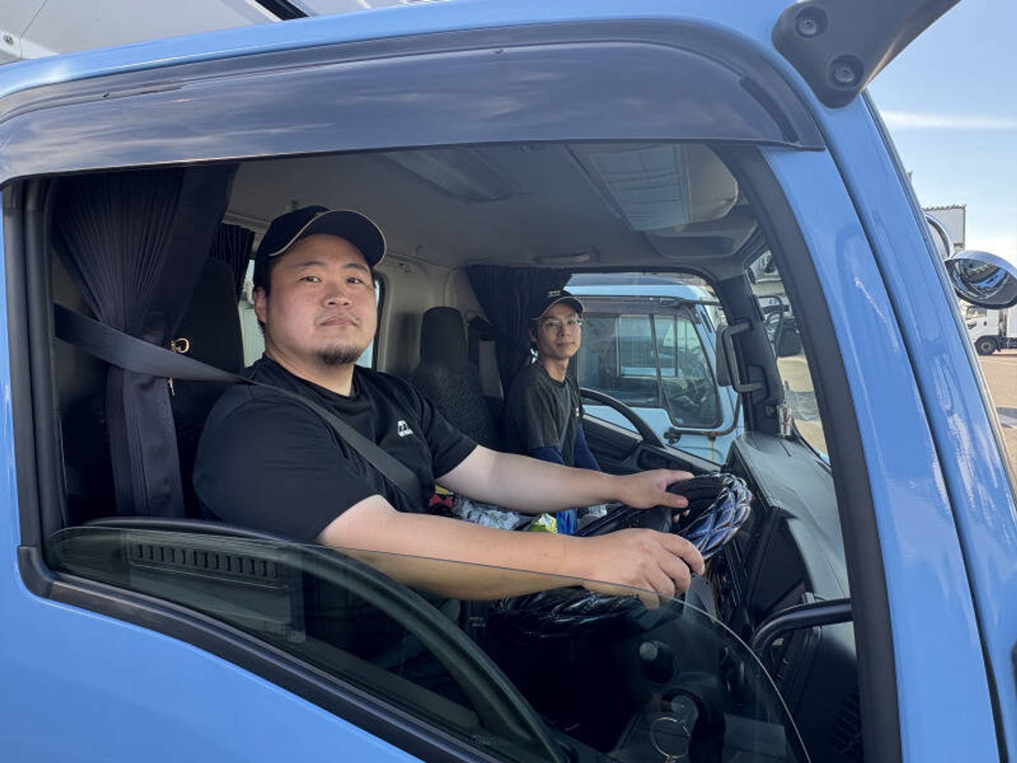 【大型・トレーラー】平均月給は35万円以上!未資格者もOK◎-0番目の画像