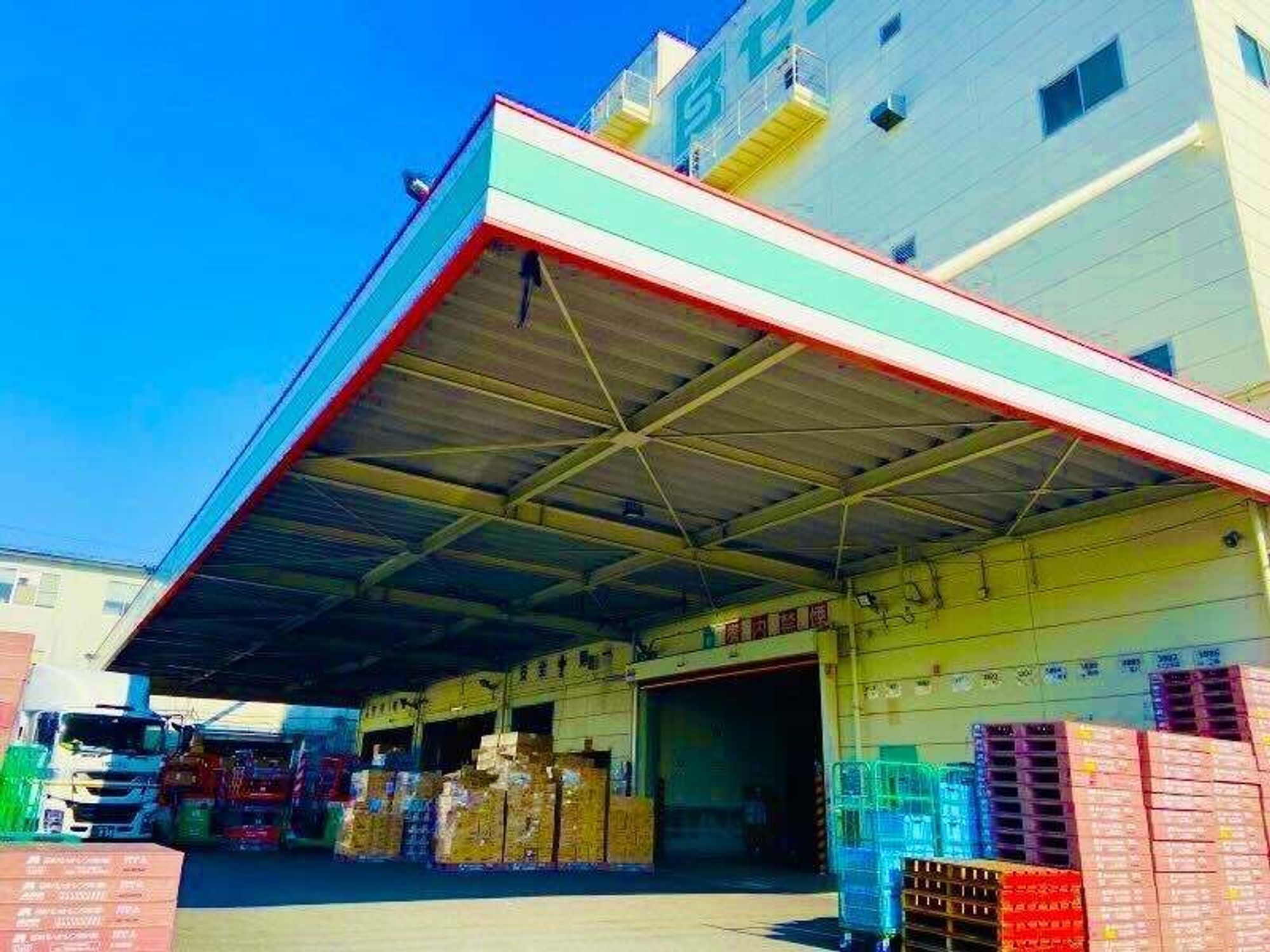 【2t/4t/トレーラー】日勤/夜勤の選択可！賞与年2回*女性活躍中-2番目の画像