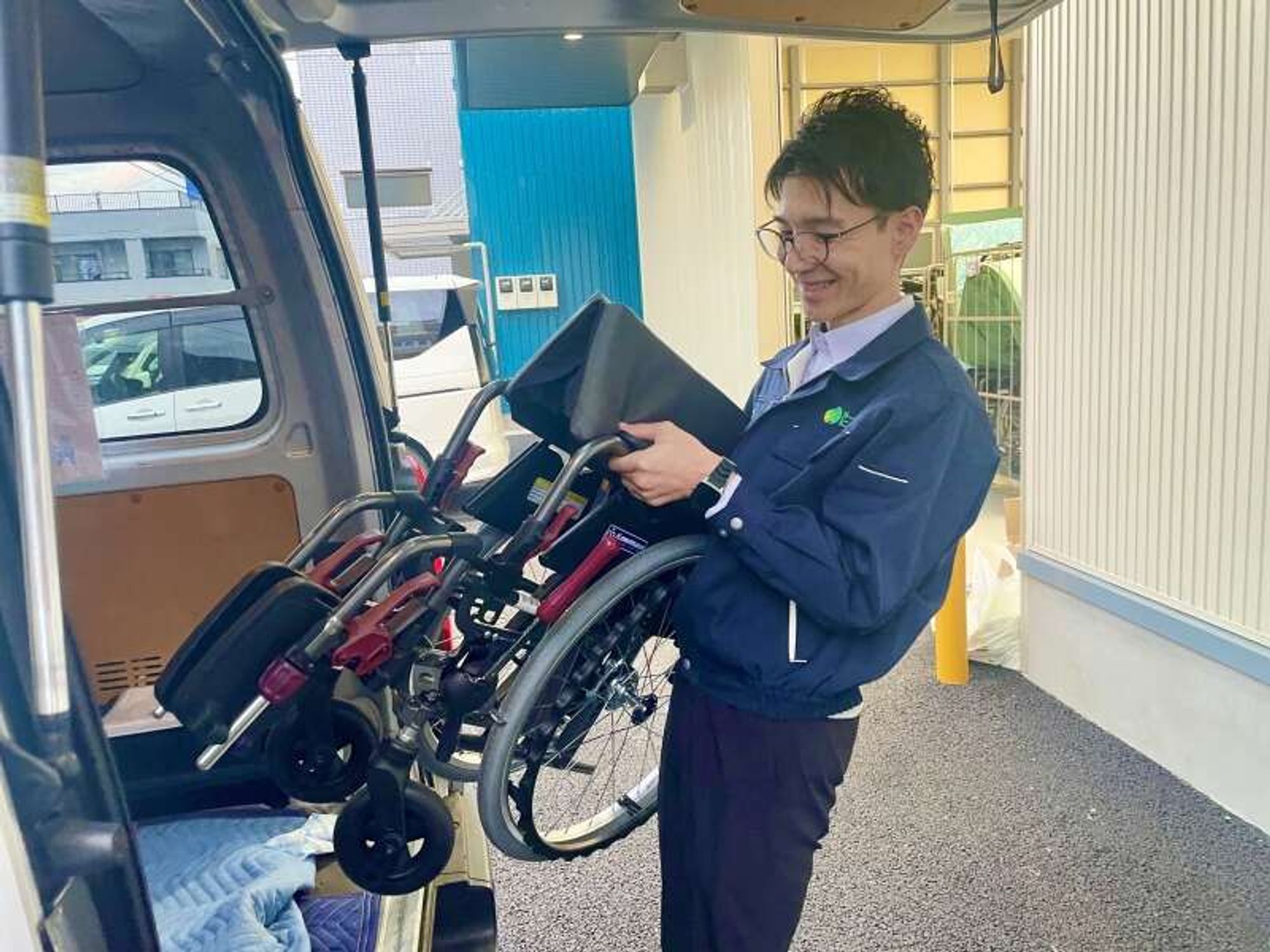 ＼業界成長中の福祉業界／レンタル用具の納品＆配達！研修制度◎-1番目の画像