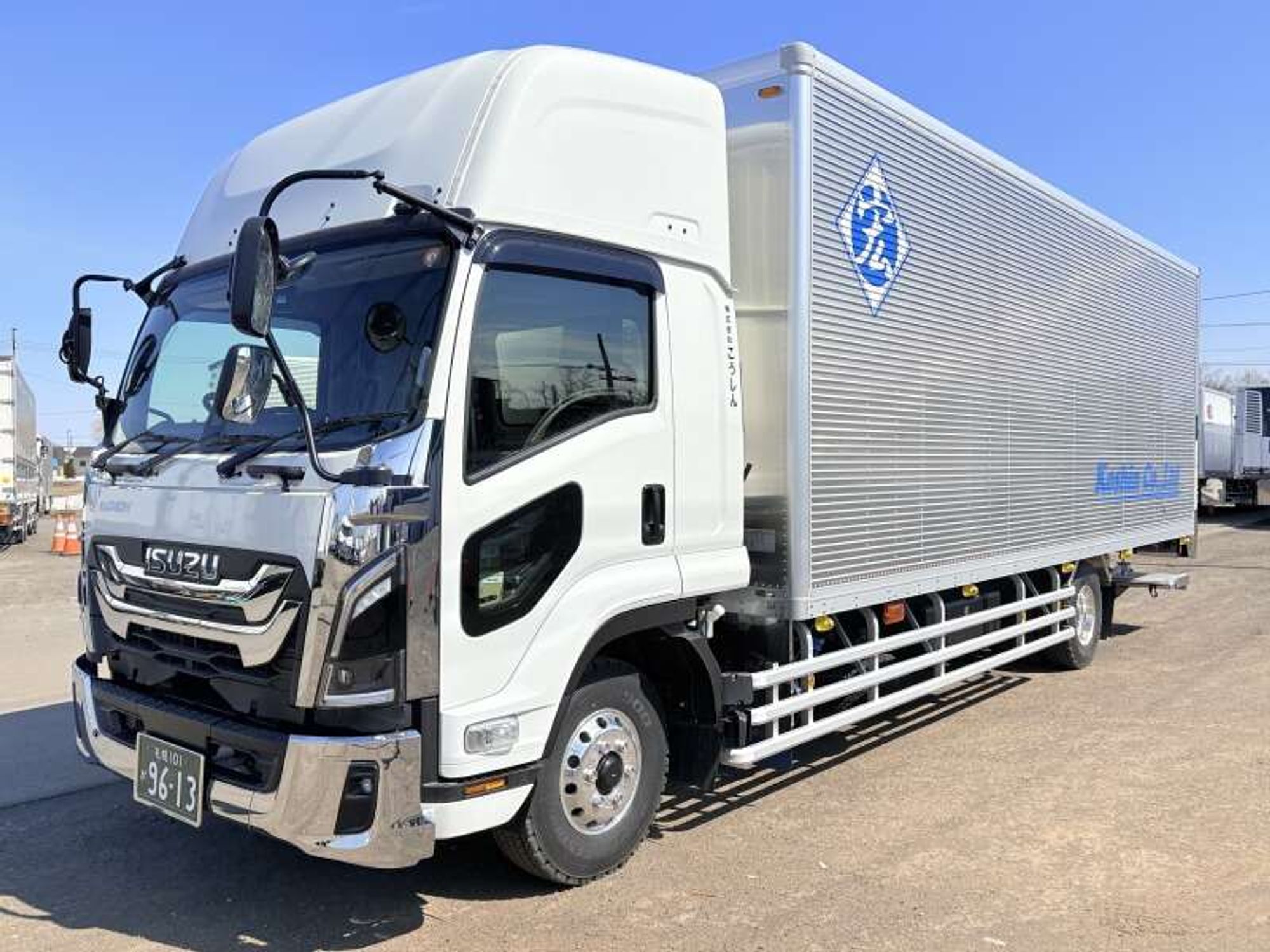 遠方応募歓迎！社宅あり/WEB面接OK/未経験OK/月34万～/4t増トンの13枚目の画像