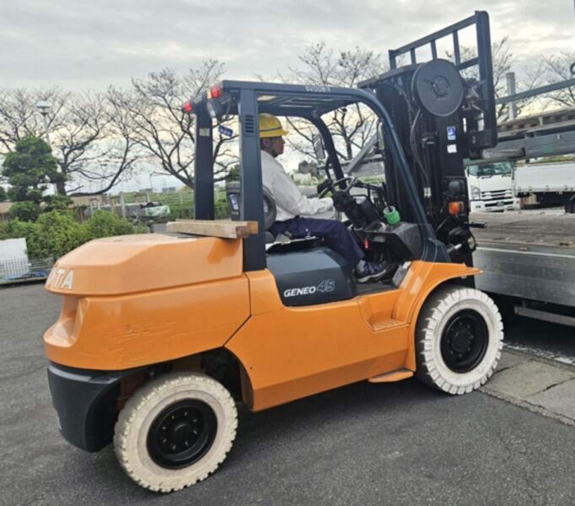 ◎実務未経験でも丁寧に研修するので安心!福利厚生◎-0番目の画像