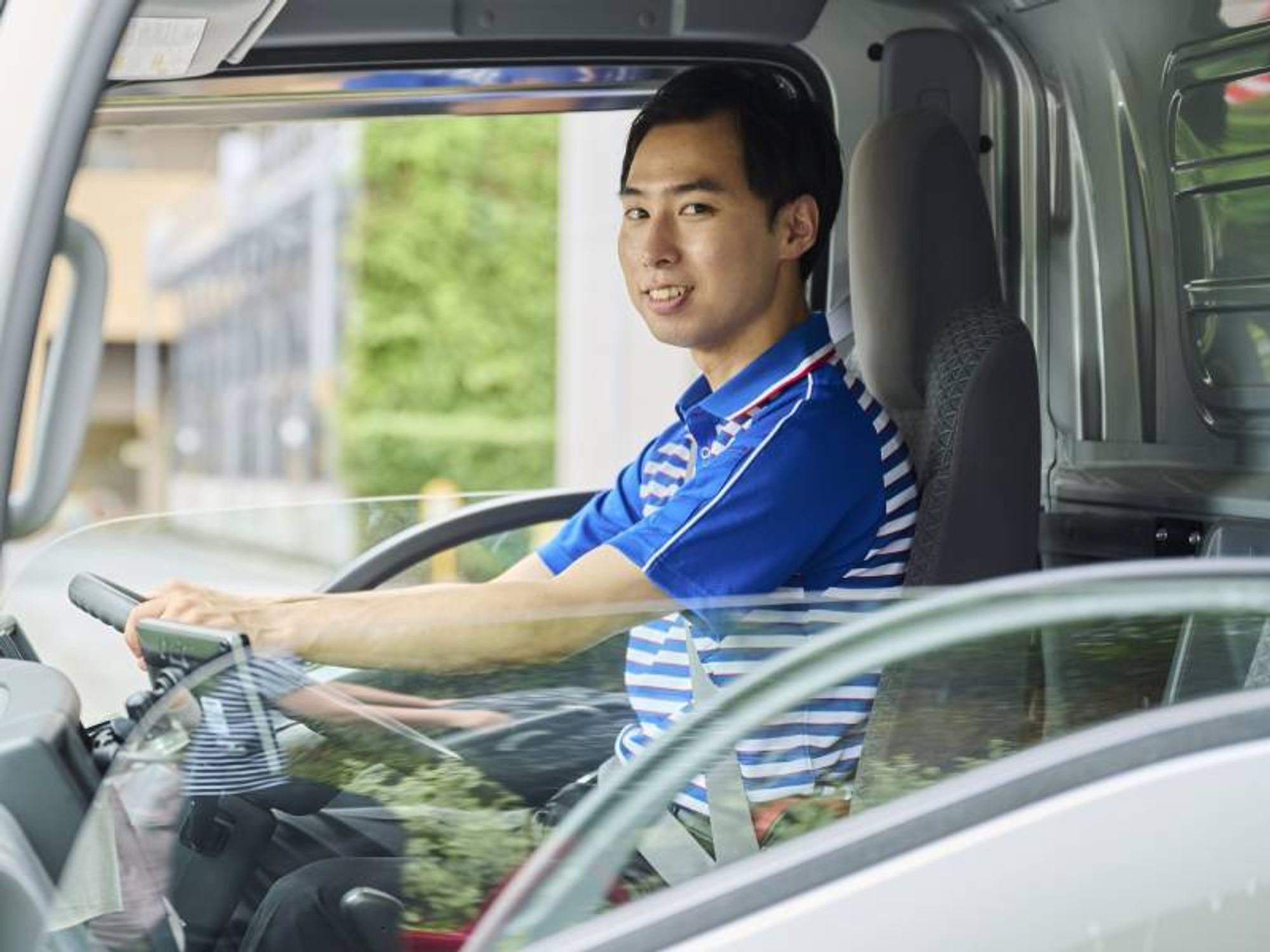 【佐川急便】充実の研修と福利厚生！未経験OK◎輸送ドライバー-0番目の画像