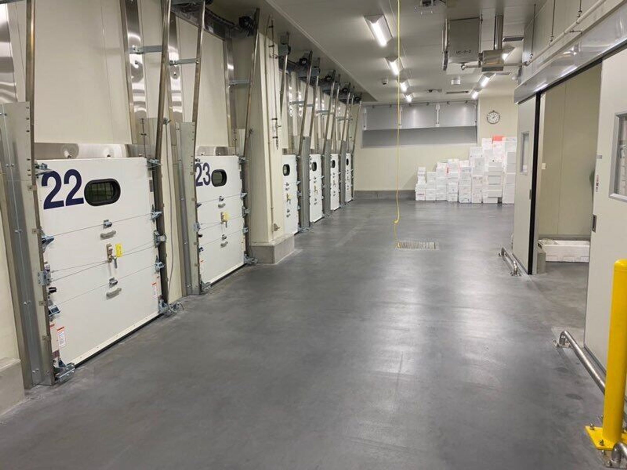 食材の管理スタッフ／完全週休2日制／業界トップシェアの安定性-1番目の画像