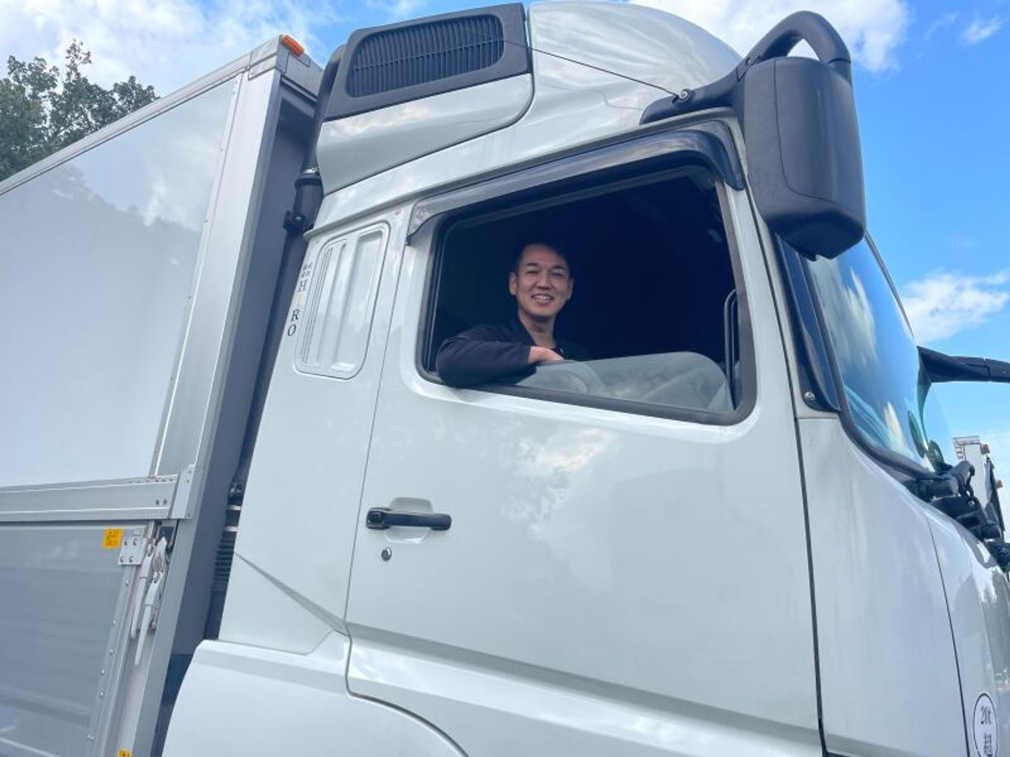 10t長距離／中国地方へ配送◎旅費日当を現金支給＊普通免許でOK-1番目の画像